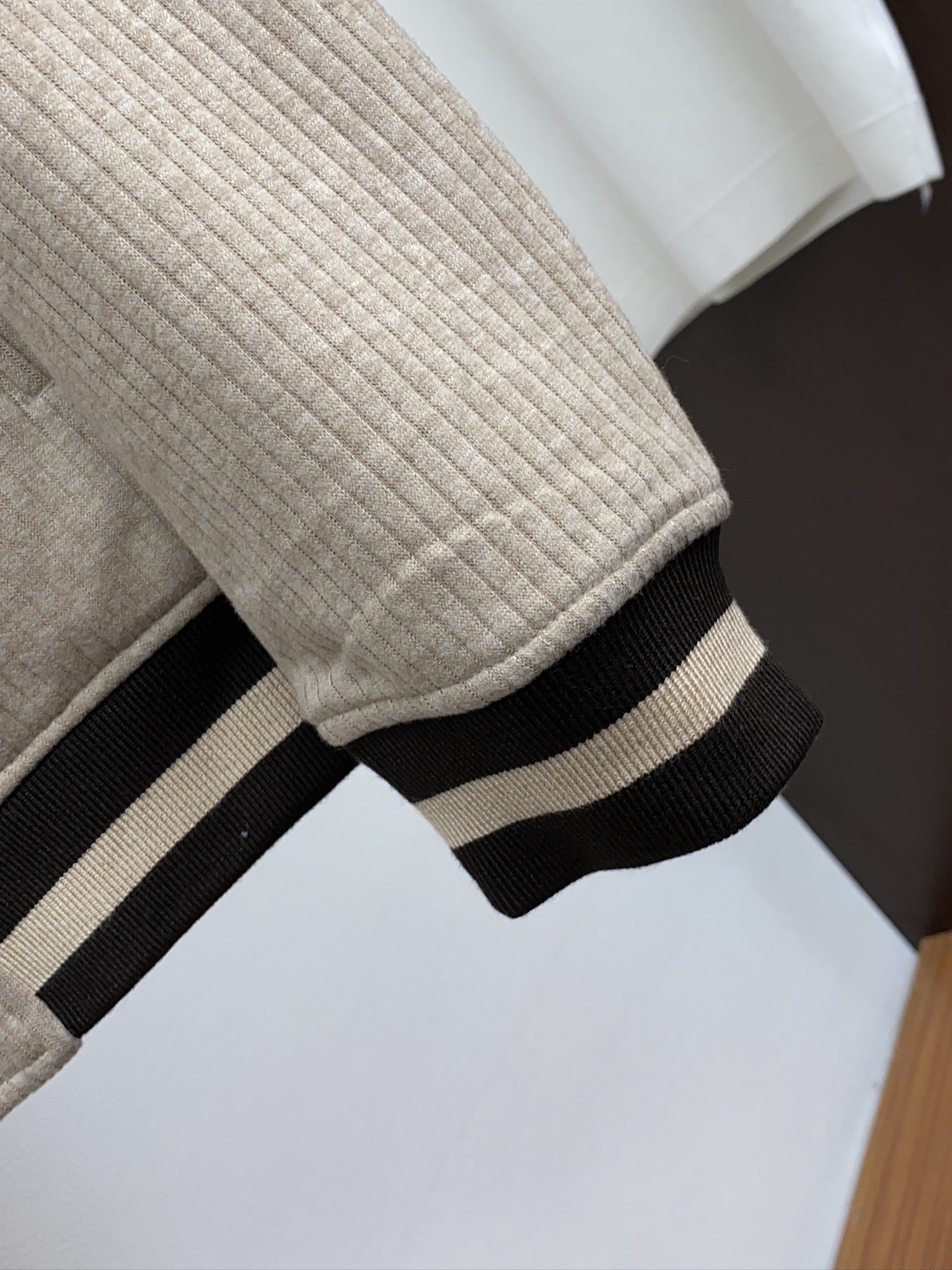 2024 New Customizable Hooded Jackets with Stylish Baseball Design - 图片 5