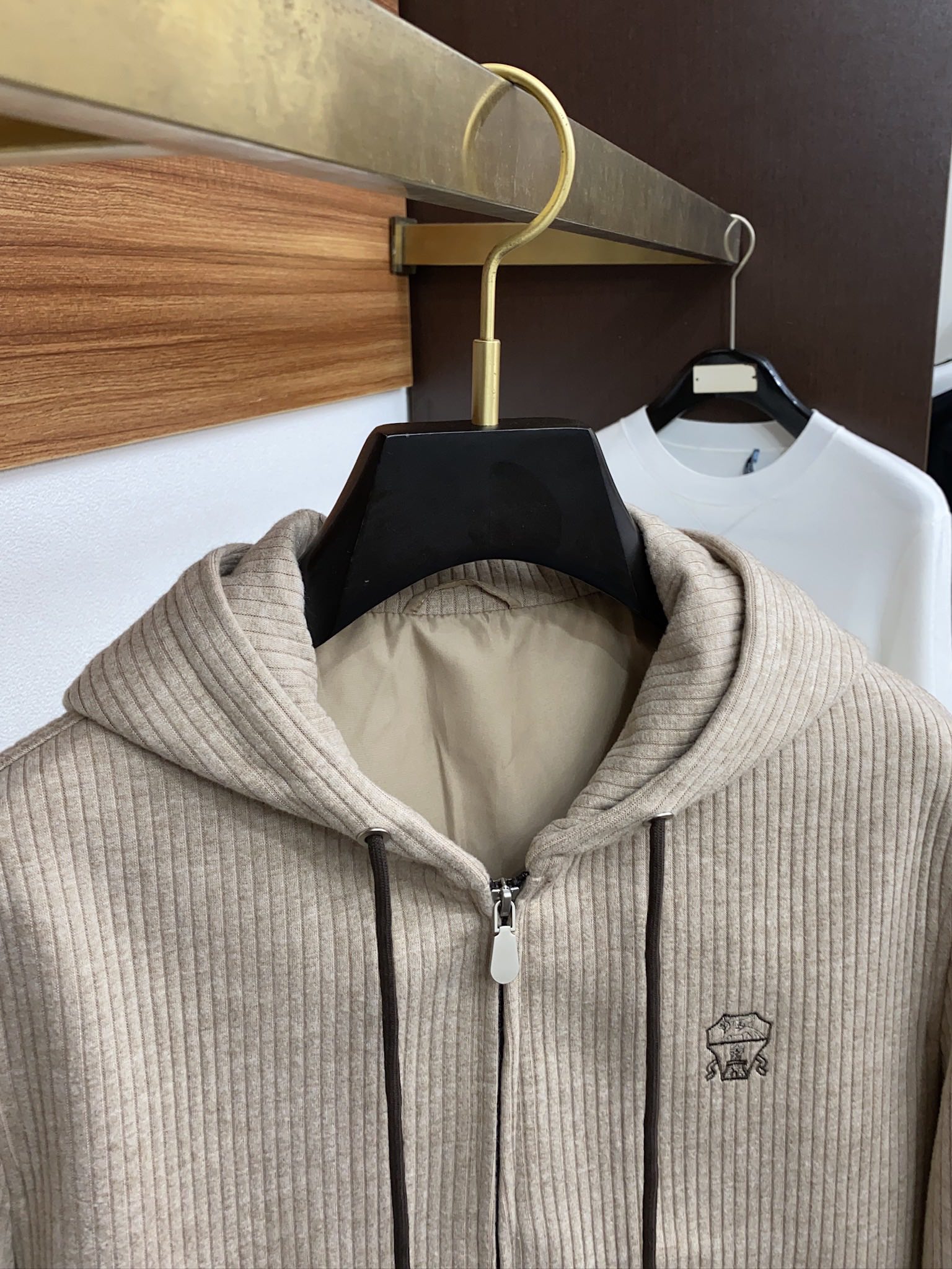 2024 New Hooded Jacket: Customizable, Wrinkle-Resistant, Fashionable Design - 图片 3