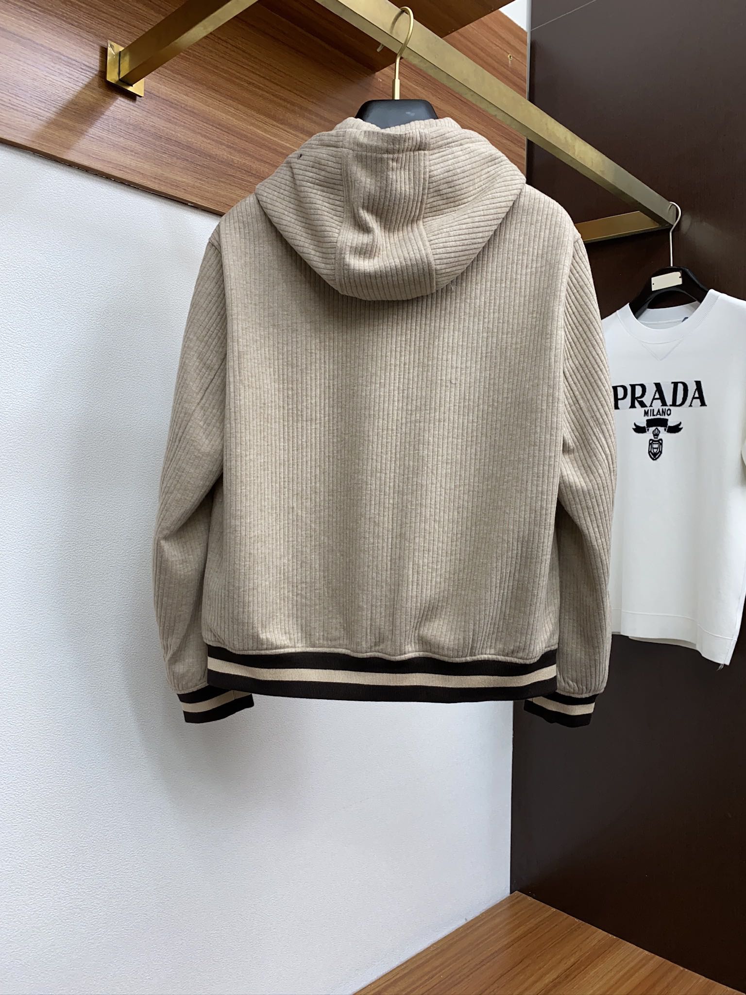 2024 New Hooded Jacket: Customizable, Wrinkle-Resistant, Fashionable Design - 图片 9