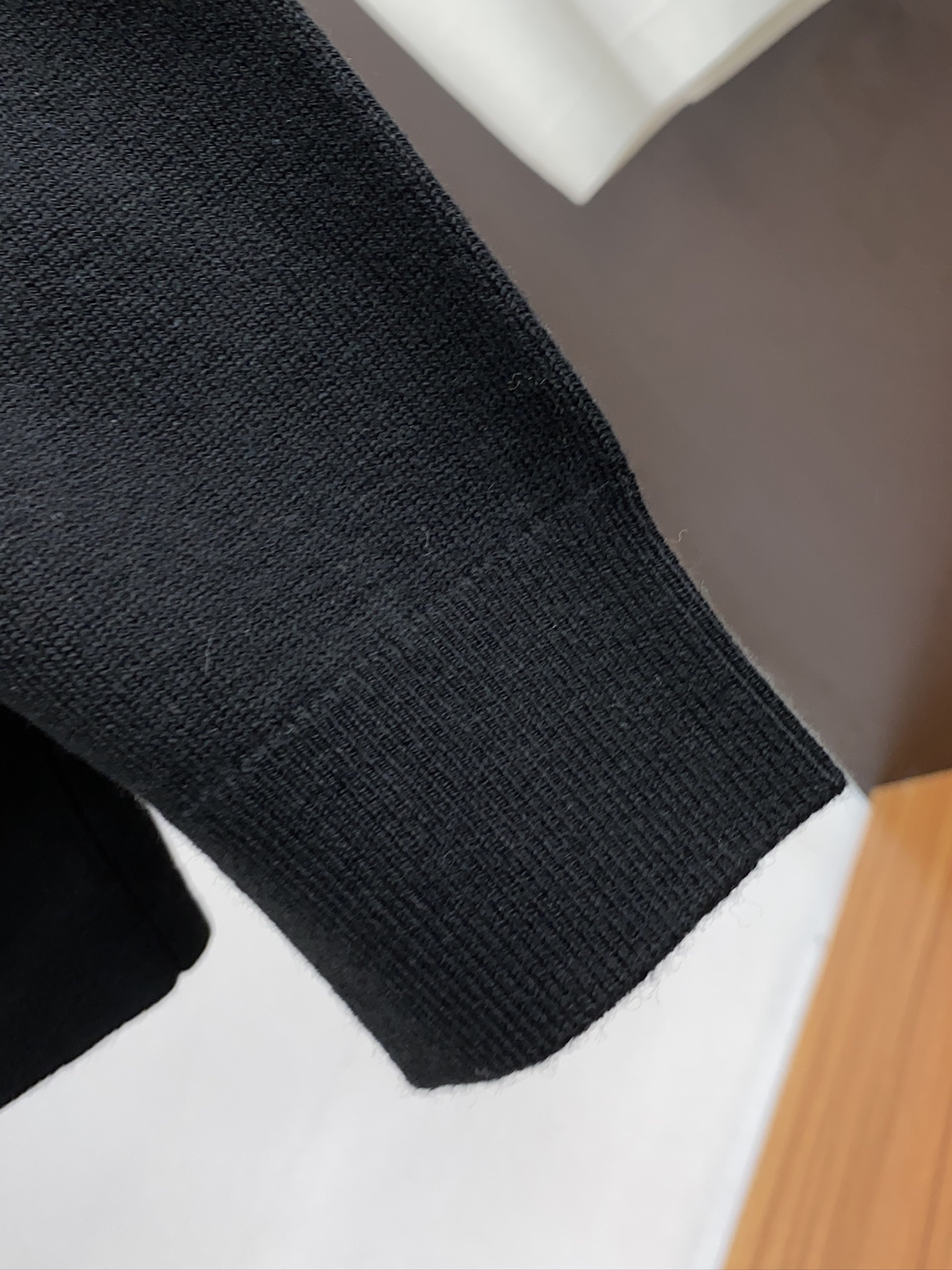 西太后 重磅推荐！2025秋冬新款圆领毛衣 专柜同步 时尚经典基础款百分百羊毛针织衫 秋冬必备款 采用针