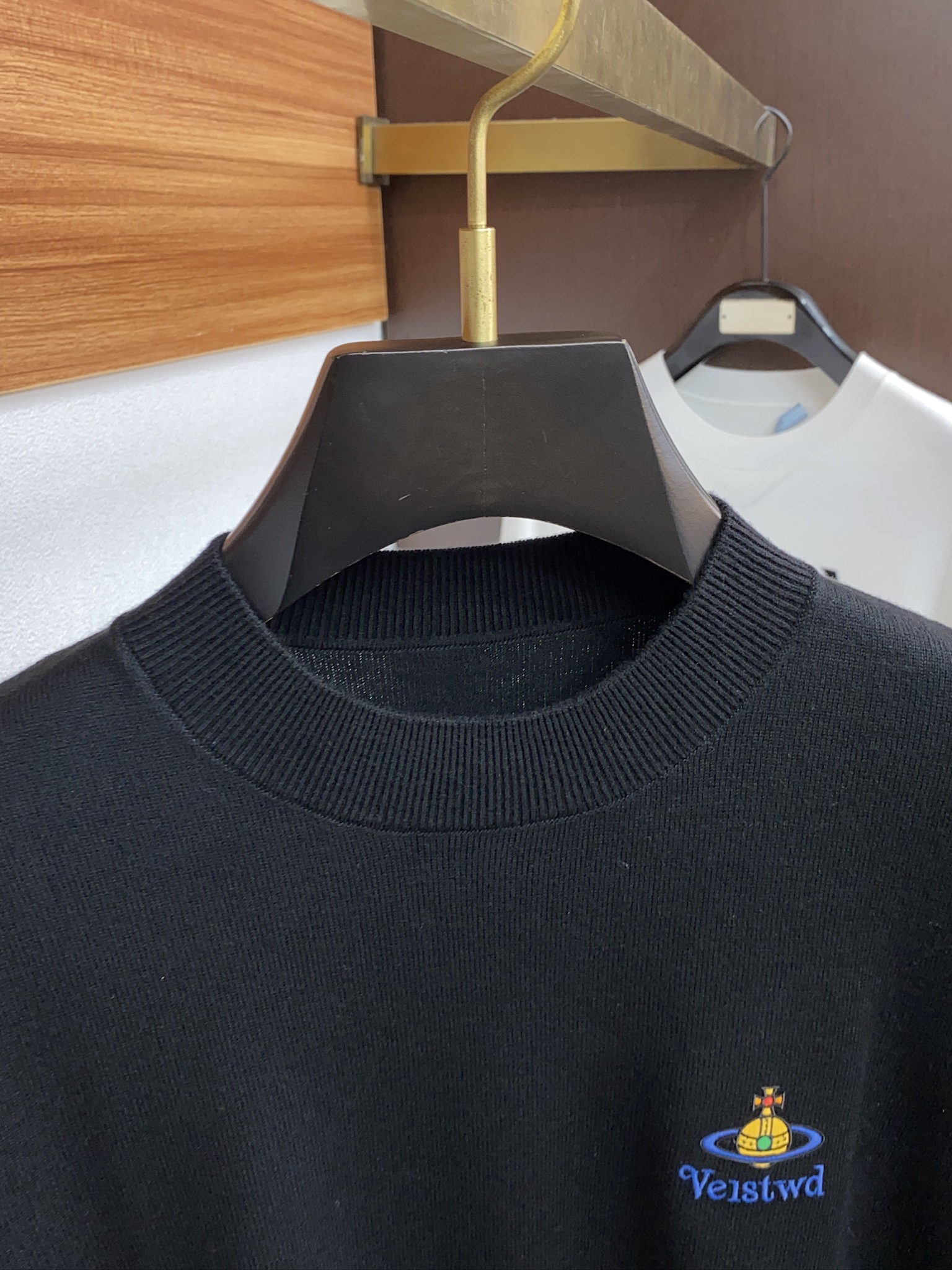 西太后 重磅推荐！2025秋冬新款圆领毛衣 专柜同步 时尚经典基础款百分百羊毛针织衫 秋冬必备款 采用针