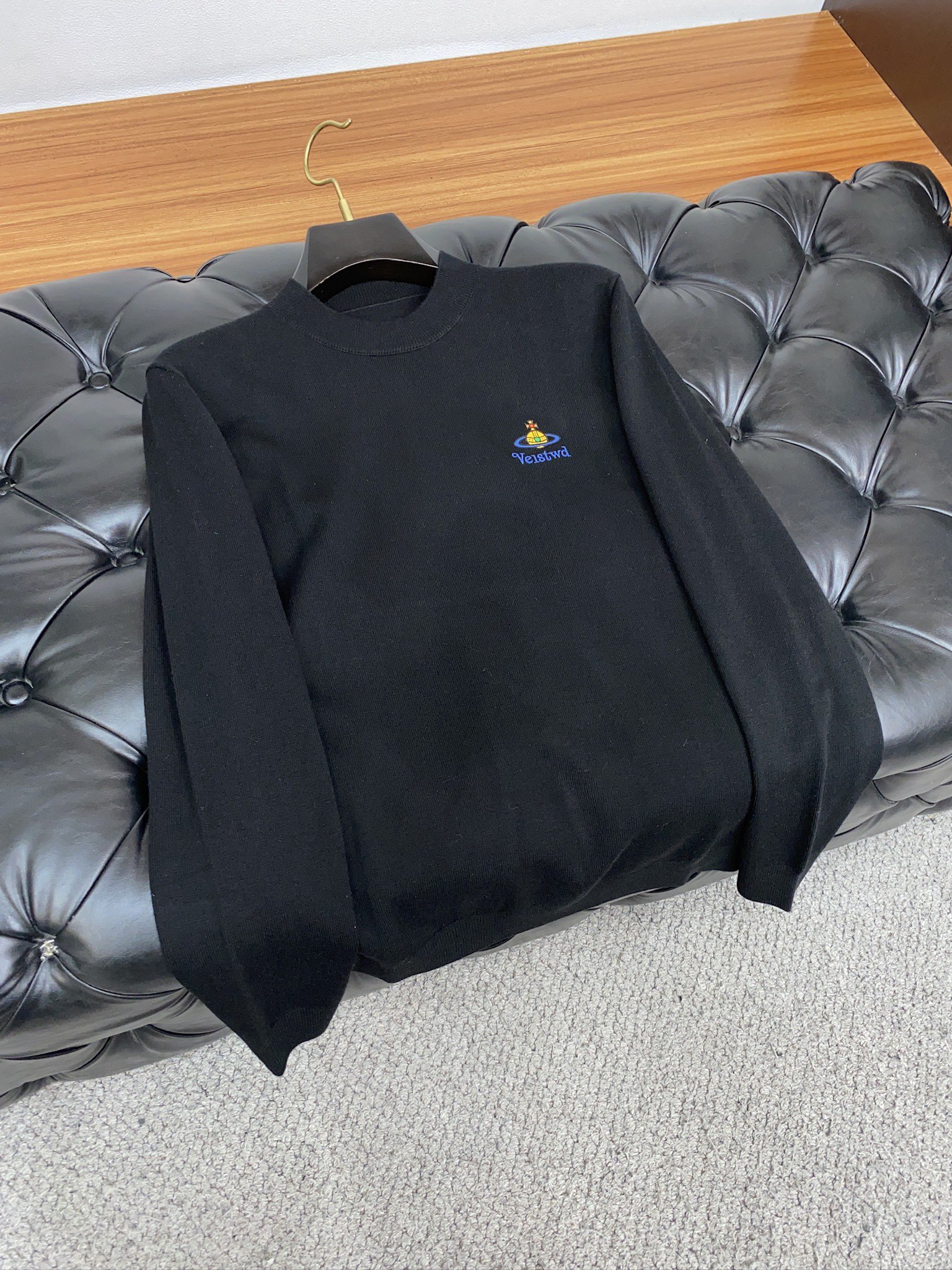 西太后 重磅推荐！2025秋冬新款圆领毛衣 专柜同步 时尚经典基础款百分百羊毛针织衫 秋冬必备款 采用针