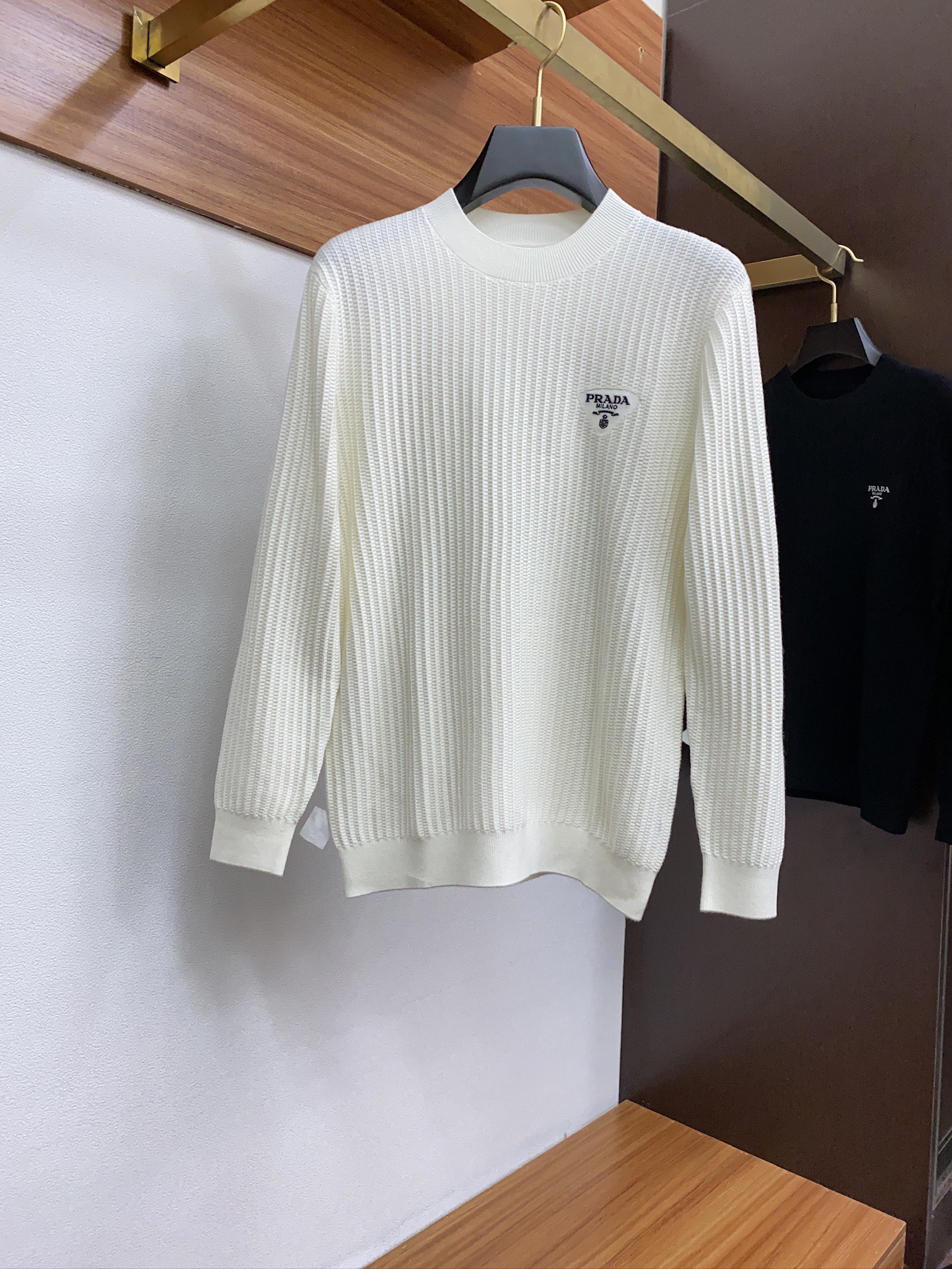 普拉达 重磅推荐！2025aw秋冬新款圆领毛衣 专柜同步 时尚经典基础款百分百羊毛针织衫 秋冬必备款 采