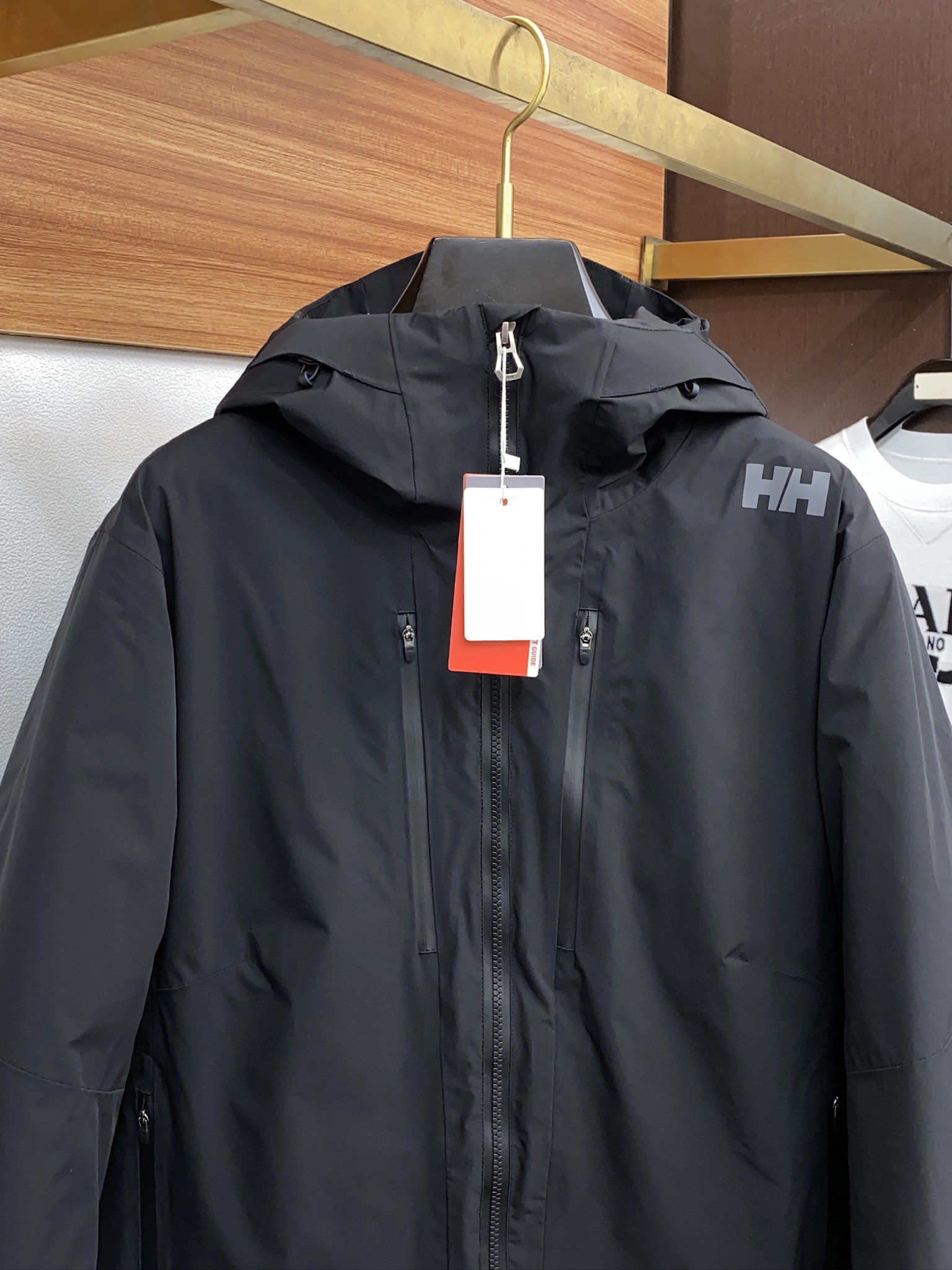 海丽汉森HELLYHANSEN/HH男士连帽羽绒服冲锋衣防风防水保暖户外夹克外套1:该冲锋衣使用DERM