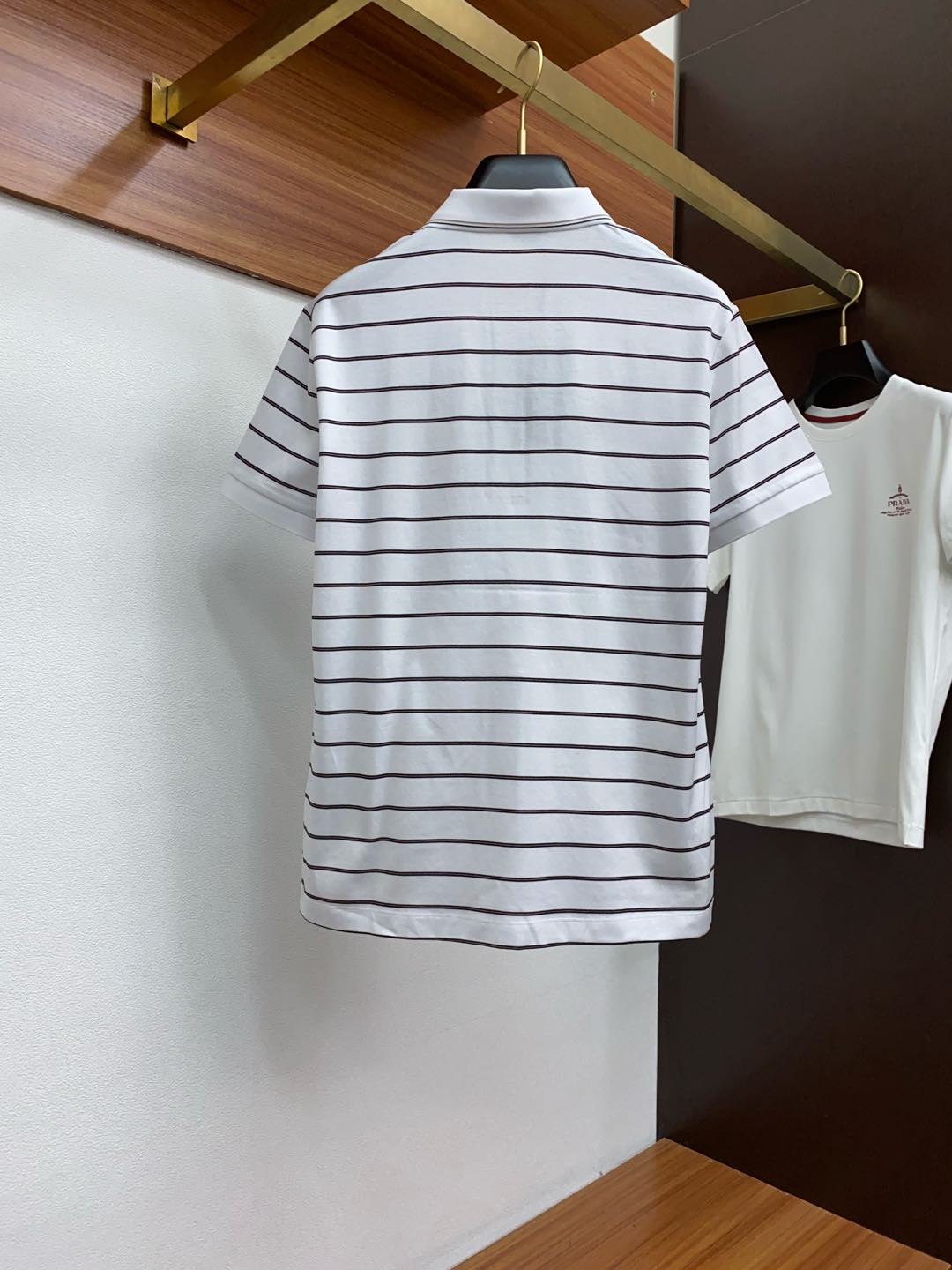  圣罗兰 25SS新款春夏短袖翻领T恤Polo，最高版本客供定制高端朱地面料简单时尚款，拼色螺纹超级好看
