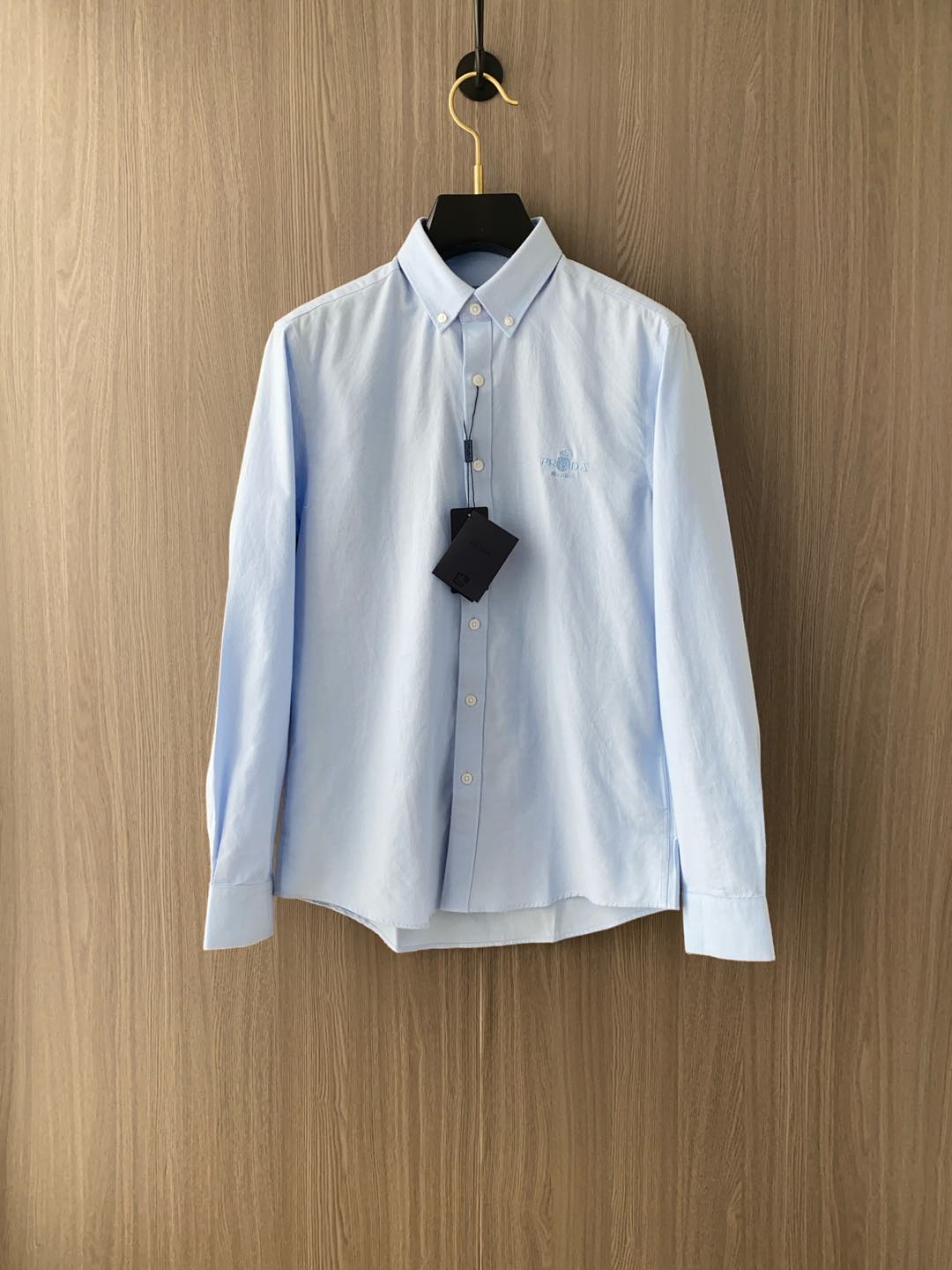 Prada 2025 Male Long Sleeve Shirt: Business and Leisure Style in Organic Cotton