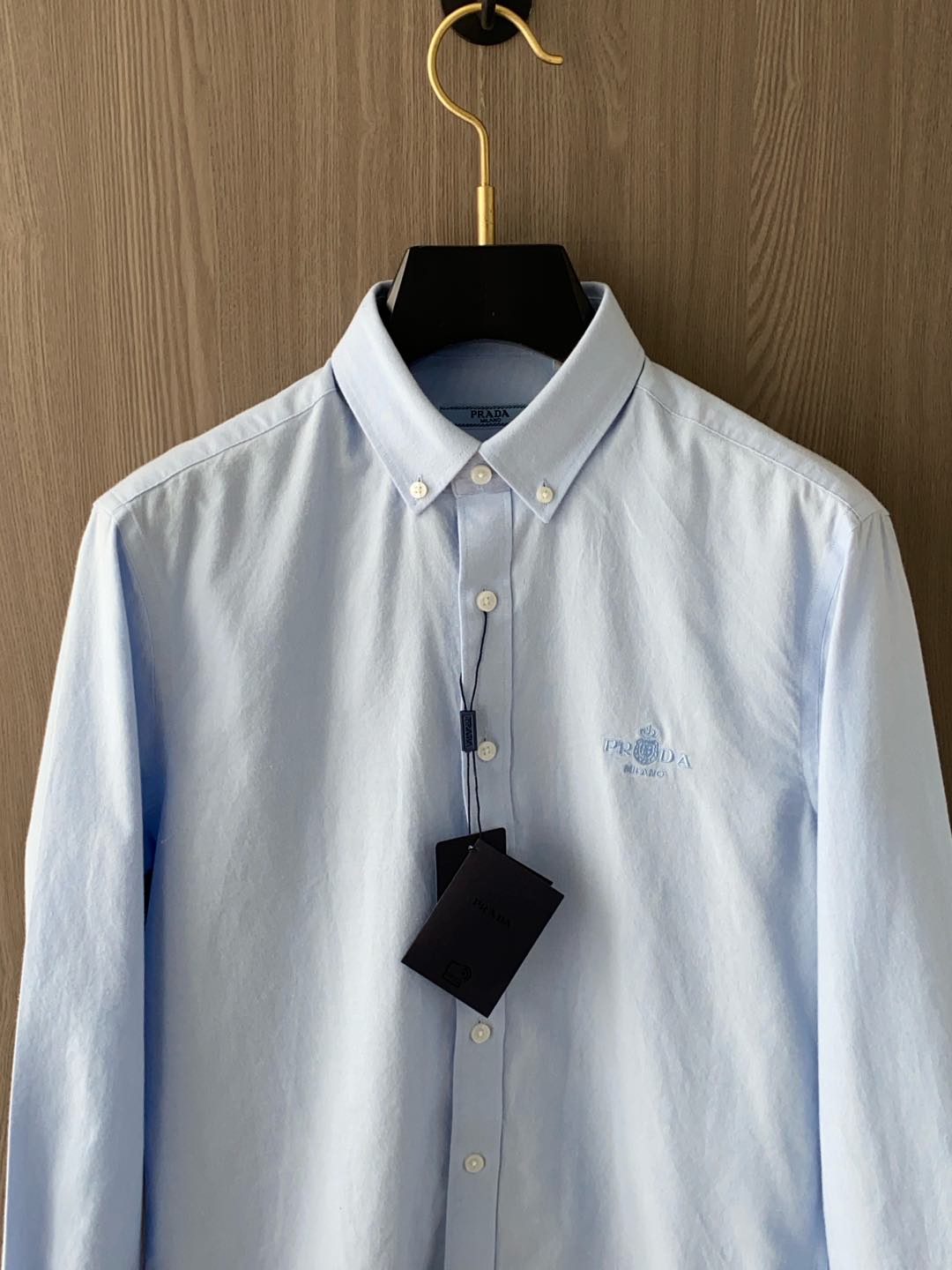 Prada 2025 Male Long Sleeve Shirt: Business and Leisure Style in Organic Cotton - 图片 2
