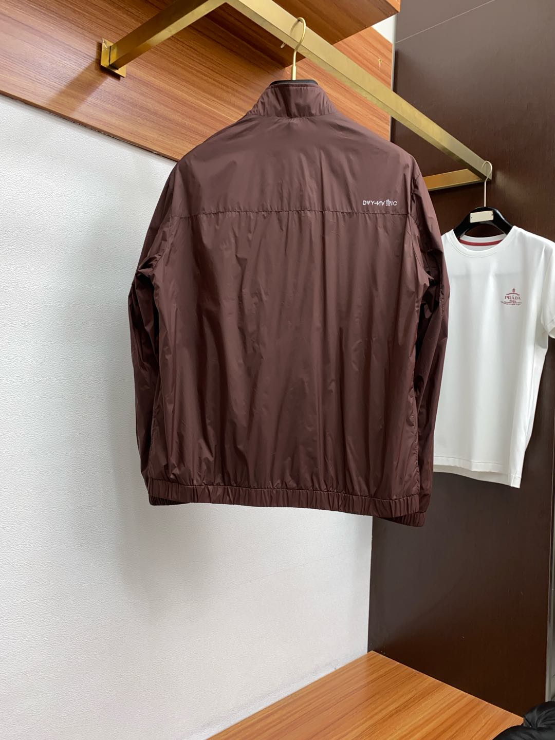  蒙口 25新品立领双面外套 时尚帅气，简约百搭款 定制原版面料 不仅挺括 保持潮流的廓形，又穿着舒适，