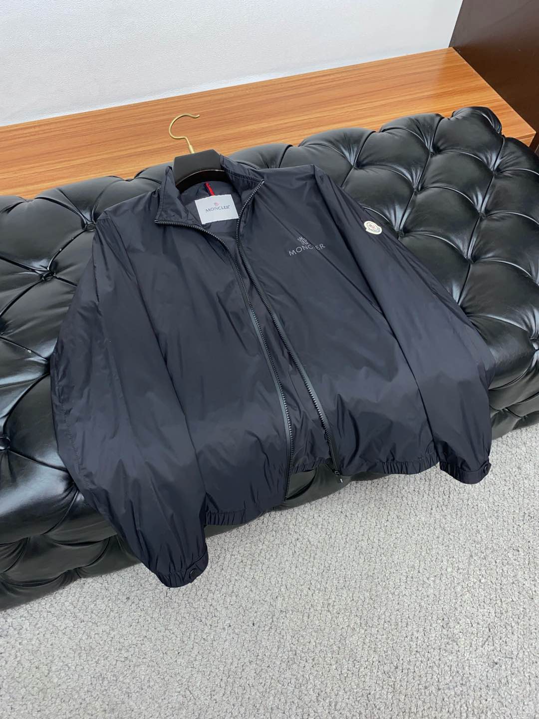  蒙口 25新品立领双面外套 时尚帅气，简约百搭款 定制原版面料 不仅挺括 保持潮流的廓形，又穿着舒适，
