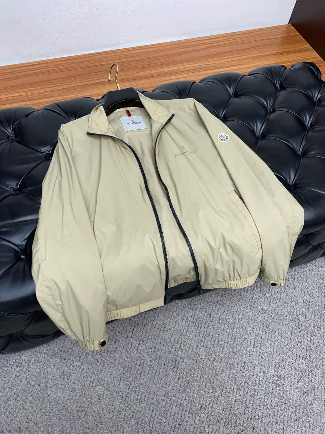  蒙口 25新品立领双面外套 时尚帅气，简约百搭款 定制原版面料 不仅挺括 保持潮流的廓形，又穿着舒适，