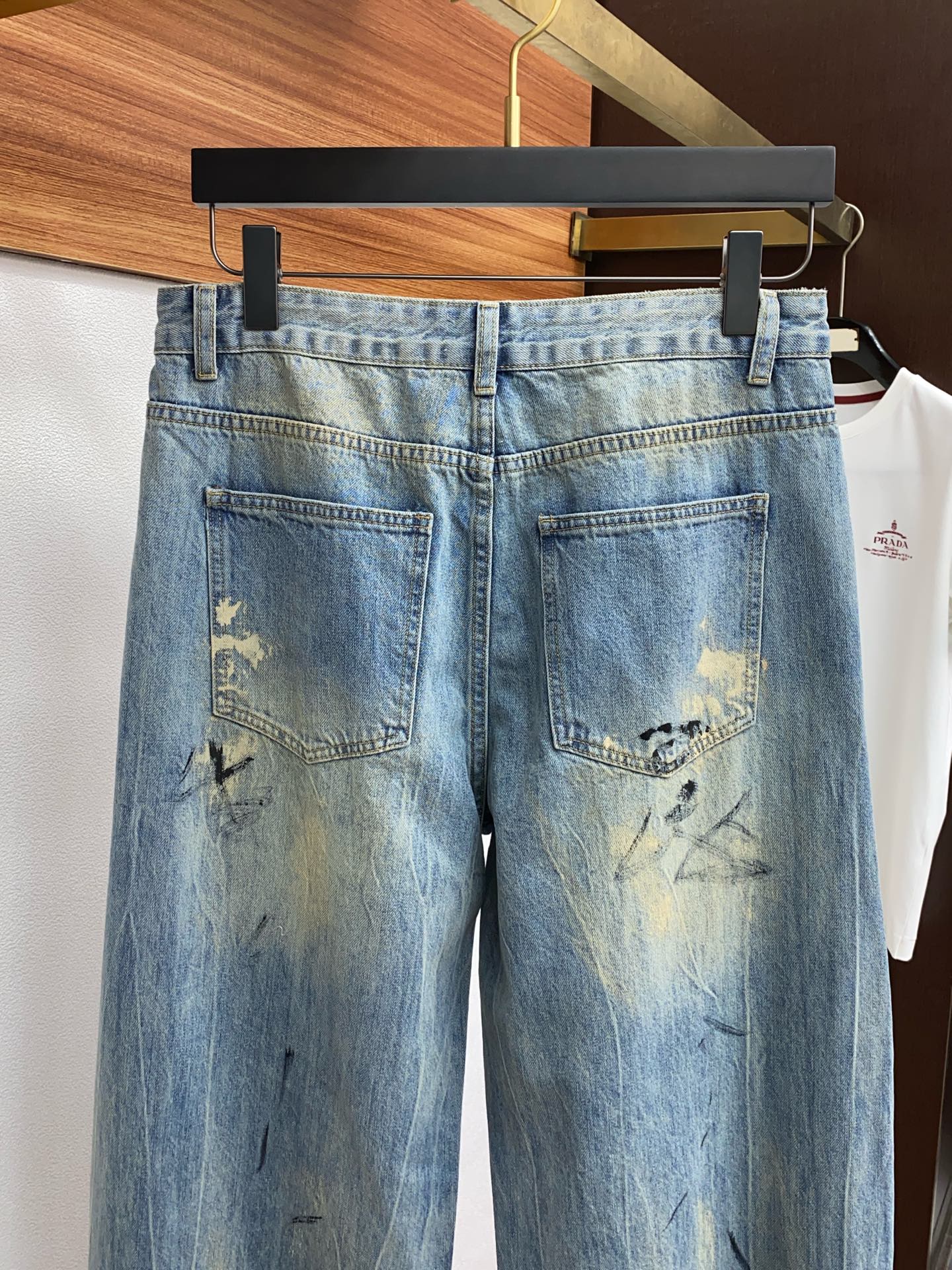  巴黎世家 2024SS早春 新品 原单男士水洗阔腿牛仔裤纯血统品 G柜5800
每季必出的类型，无需质
