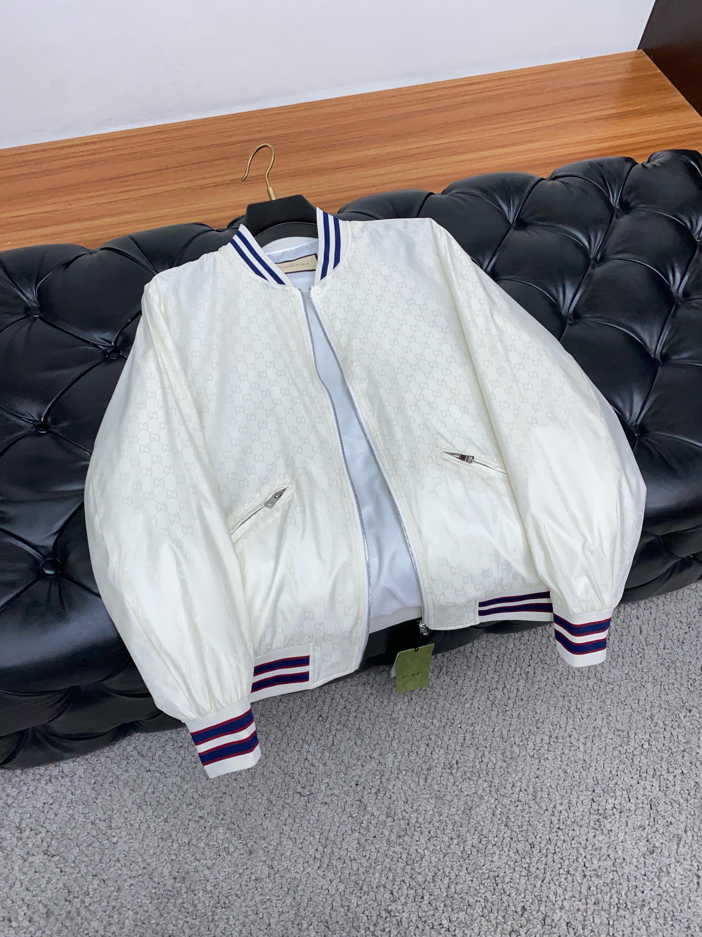  古奇 2025FW男士棒球领克男装外套，休闲日常穿搭单品！上身修饰身形、提花面料将时装美学和新都市商务