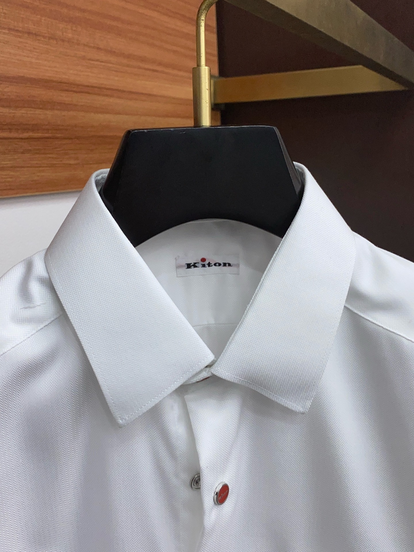 kiton 臻品商务休闲纯色高支高密长袖衬衫,男士高端商务休闲长袖衬衫,领先官网发售!贸易公司渠道臻品