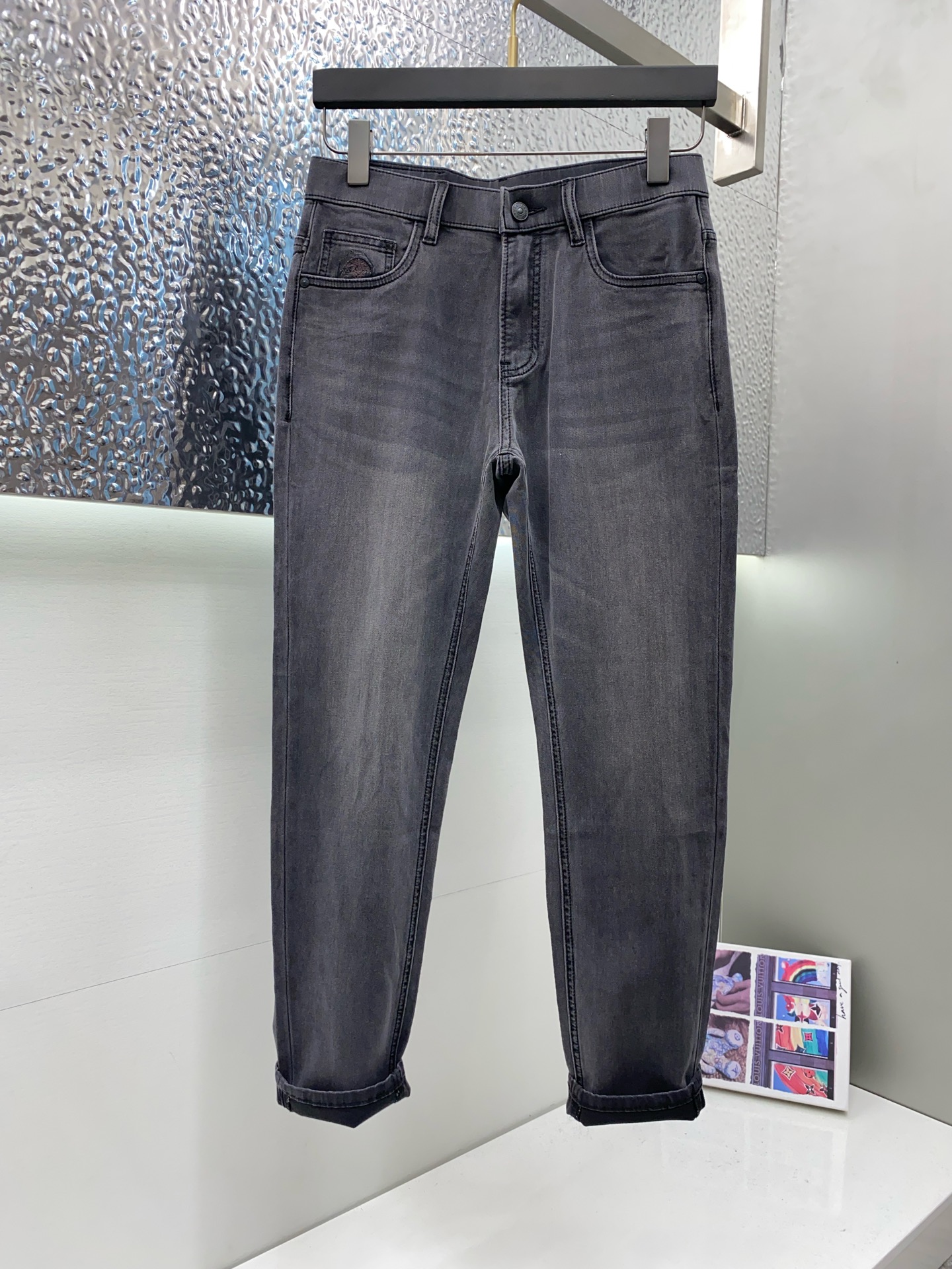 P678 Stephen’s 2025SS Original Male Jeans: Unchallenged Sales with Crafty Aesthetics - 图片 2