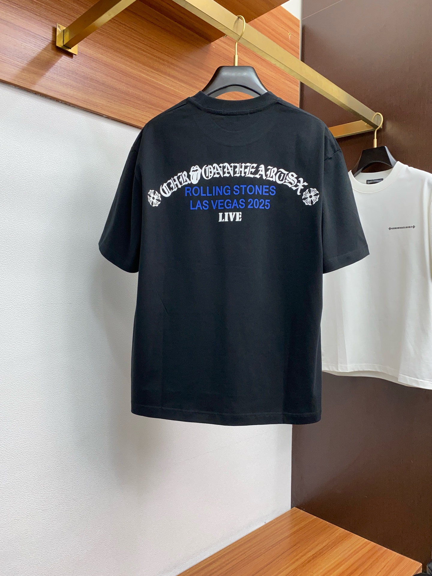  克罗心 2025春夏AW新品，时尚休闲圆领短袖T恤，专柜同步有售，原单狠货，进口原版面料，工艺极度复杂