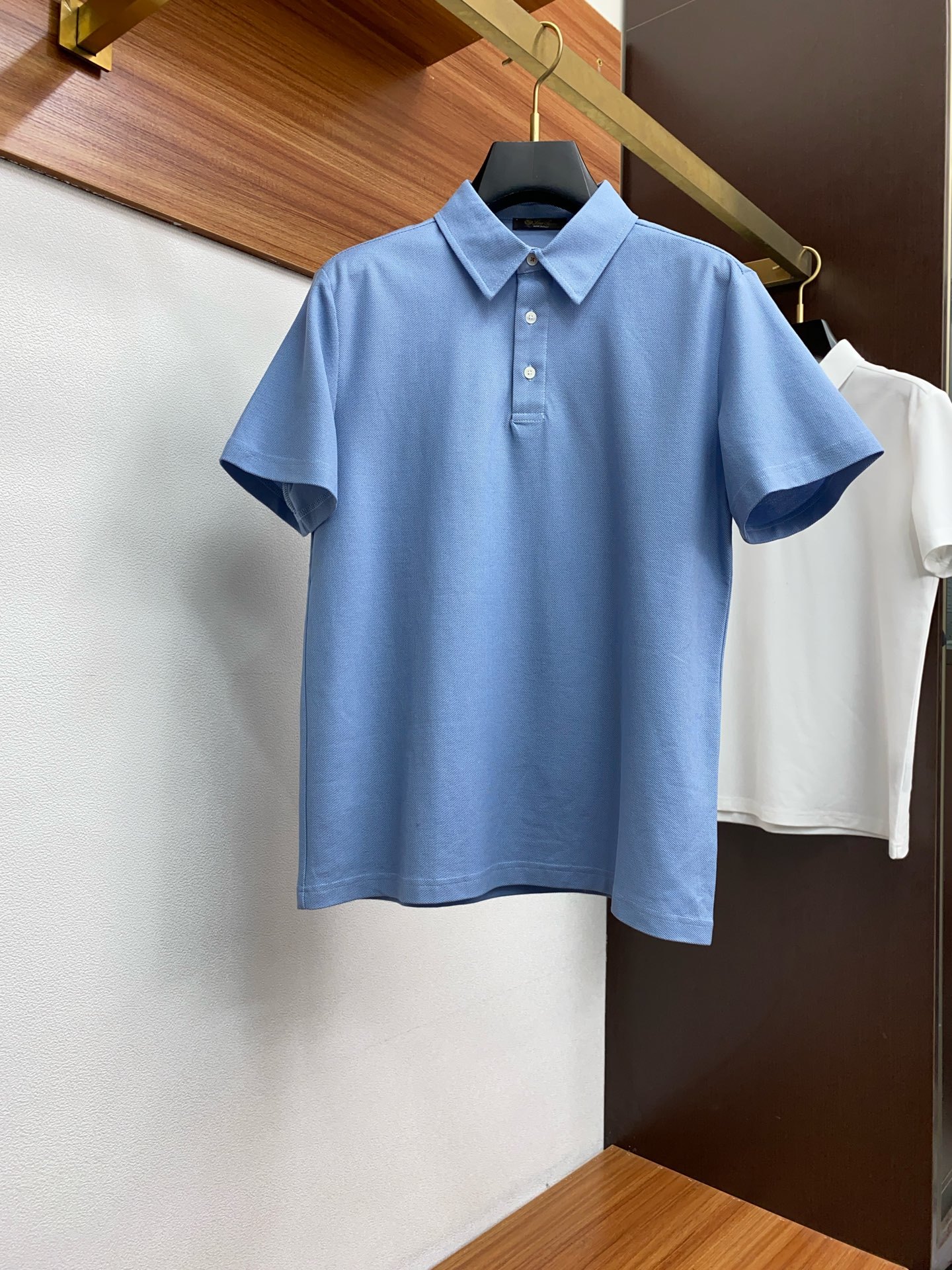 LP 至尊商务休闲风男士珠地棉翻领短袖POLO衫
经典商务男装,男装界的天花板!衬衫领 Polo 衫