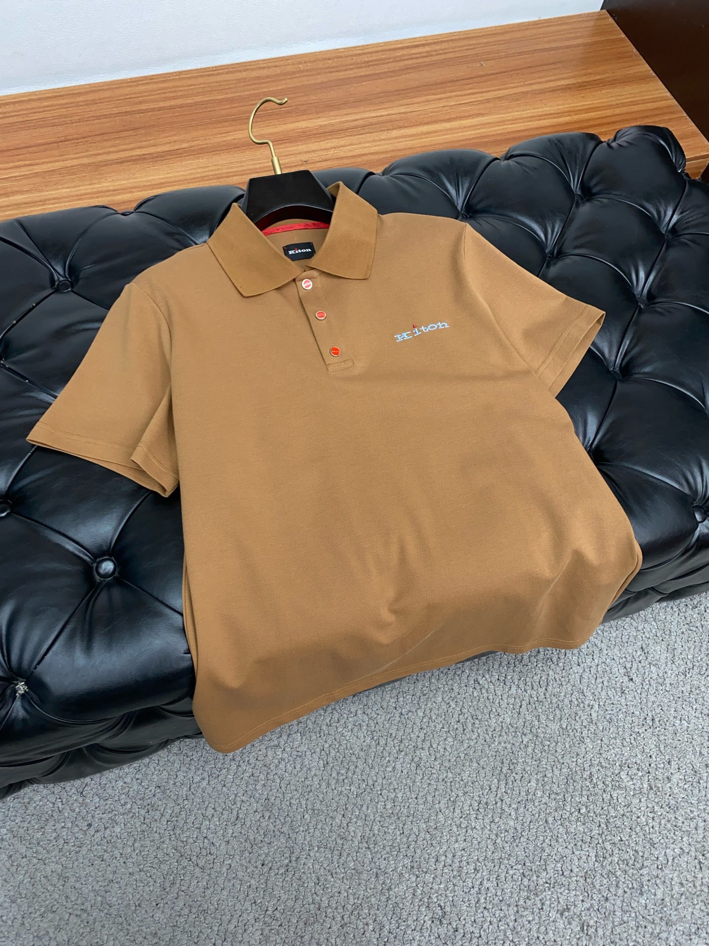 Kiton 官方新款 专柜同步上市 奇顿 男士高埃及棉面料商务休闲翻领短袖POLO衫!胸口精致刺绣,高