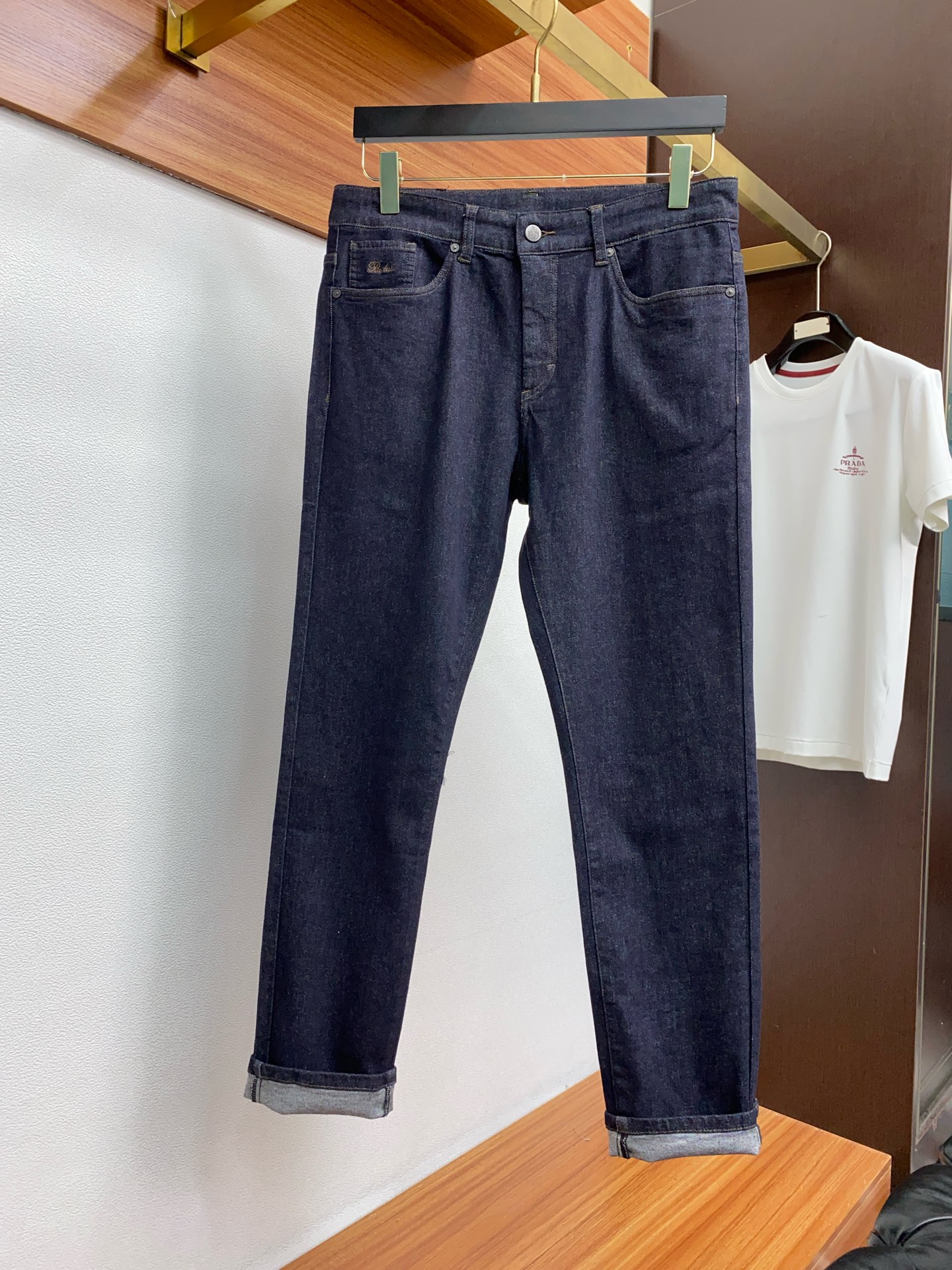  布莱奥尼 ss专柜新款原版牛仔裤 实体店极品 专柜原版11好货，适合各个年龄段。市场最高版本的欧洲进口