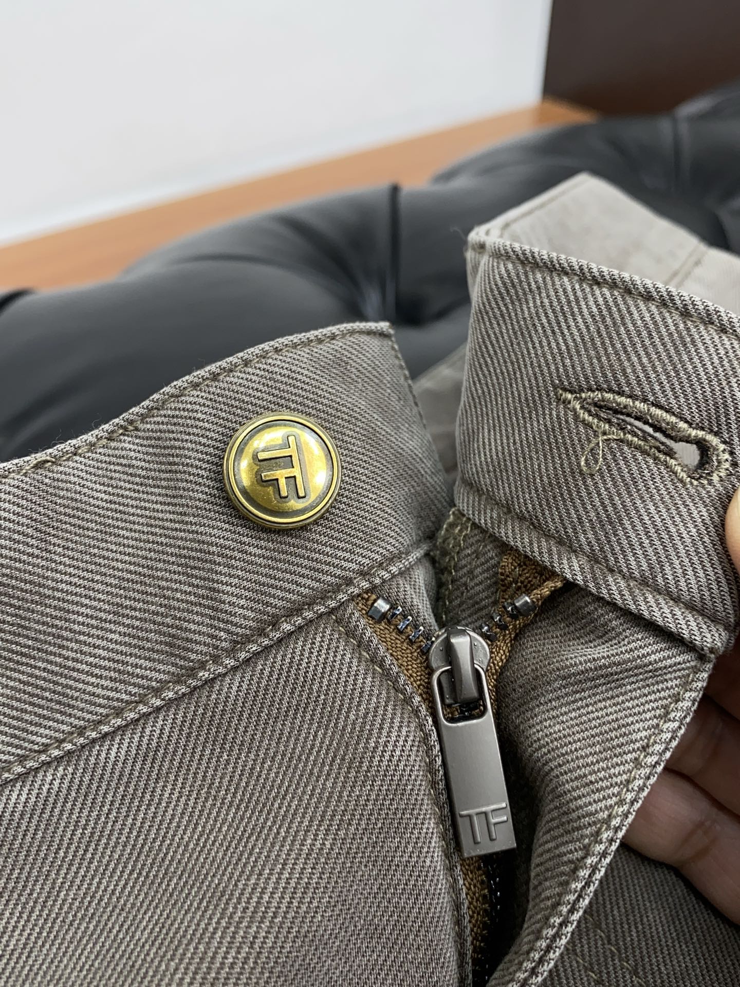 Top-Tide Fashioners: 2025 Spring & Summer New Recreational Pants with Five Bags - 图片 4