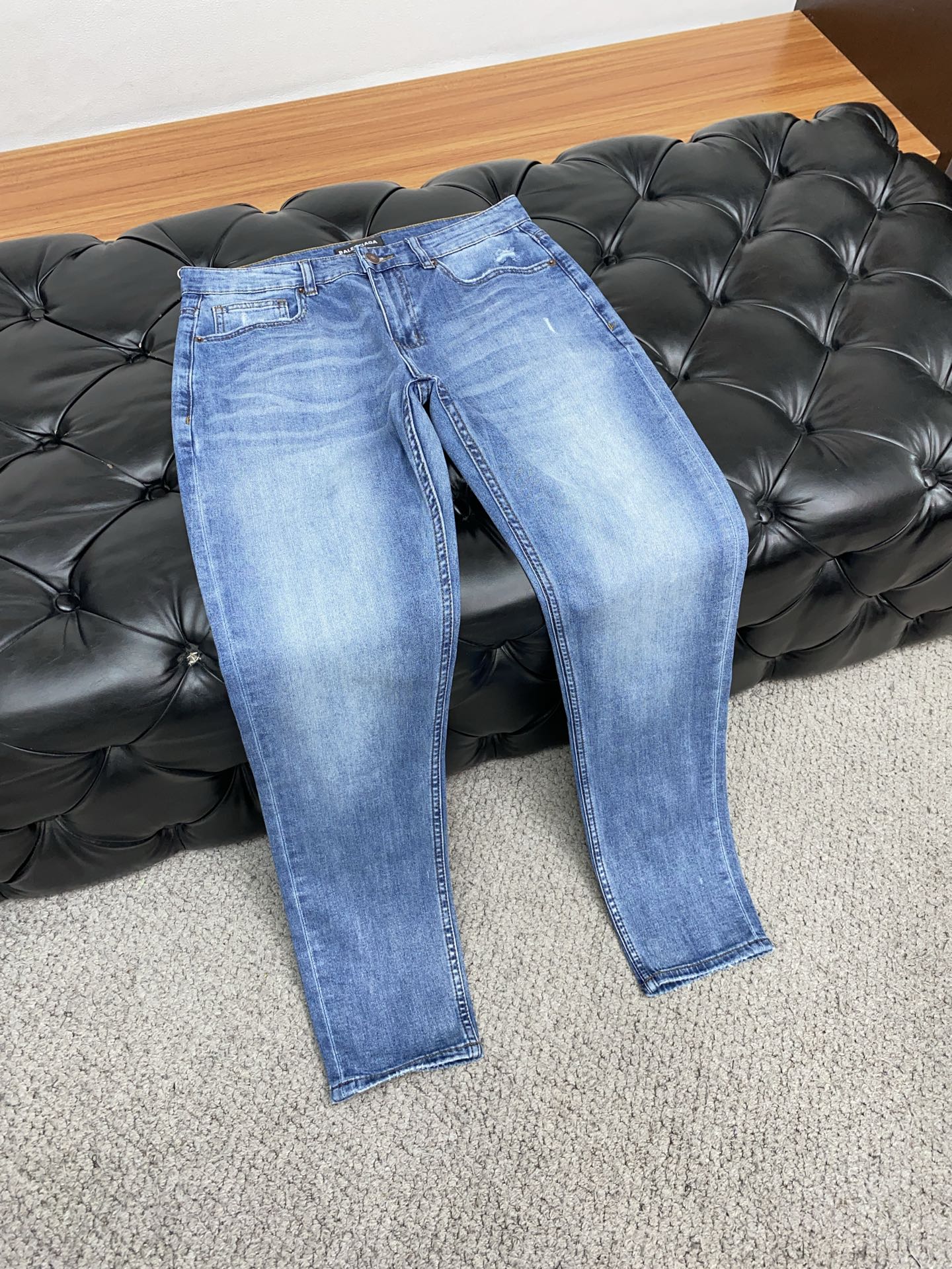 Paris House 25 SS Men’s New Book with Unique Original Jeans - 图片 6