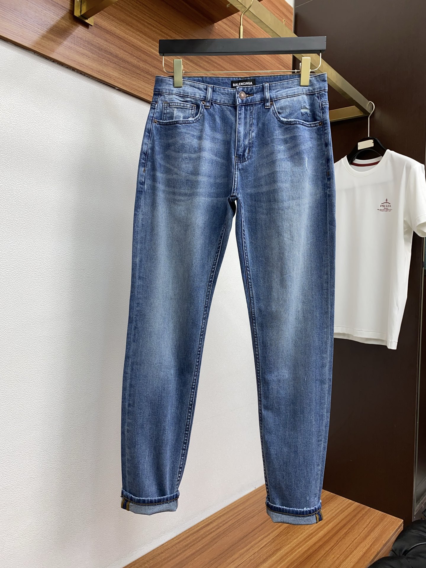 Paris House 25 SS Men’s New Book with Unique Original Jeans - 图片 2