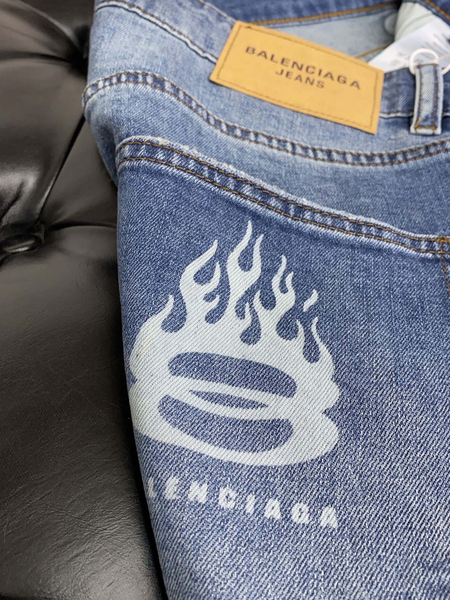 Paris House 25 SS Men’s New Book with Unique Original Jeans - 图片 5