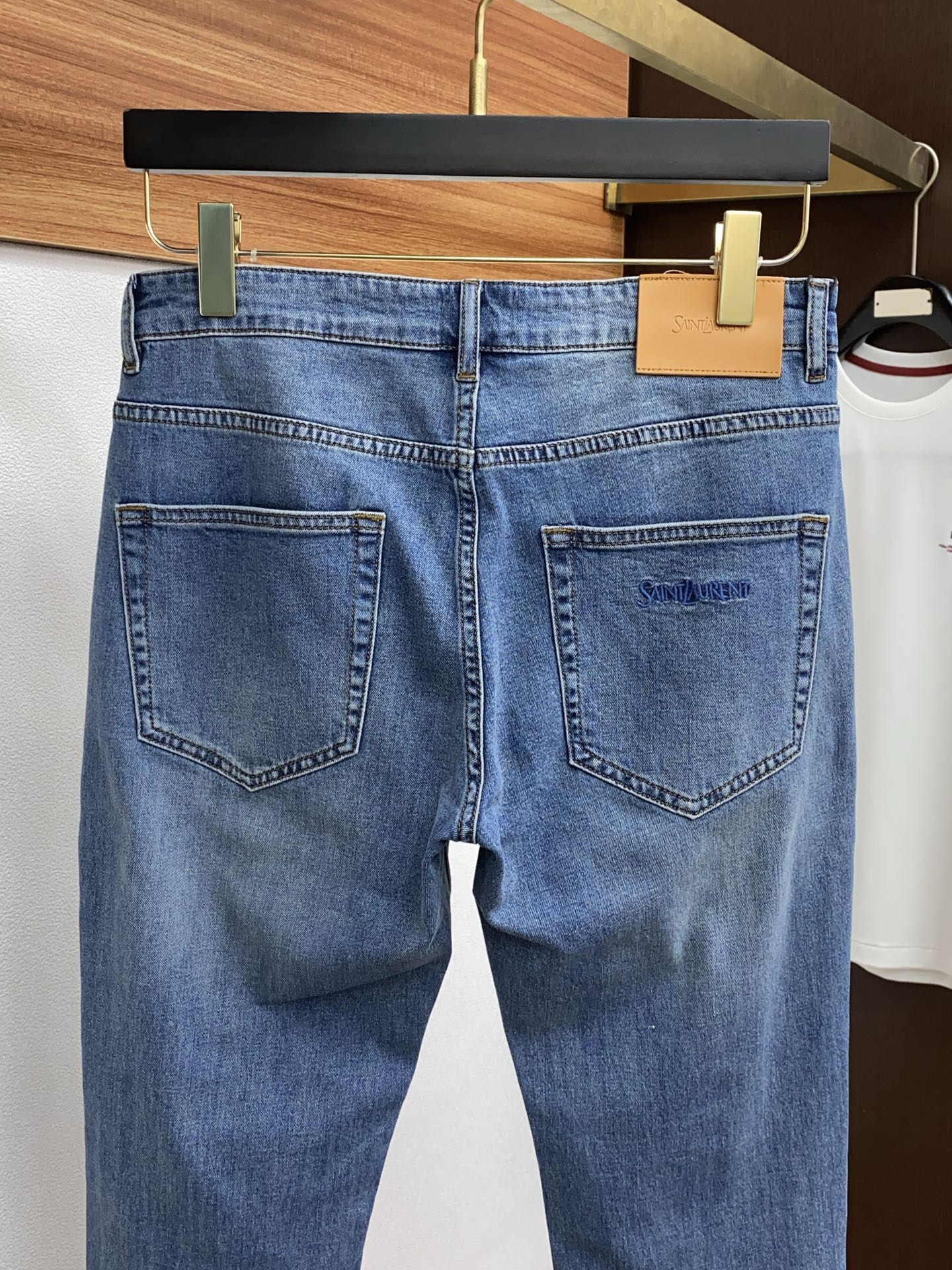 P574 St. Roland Men’s New Book: Unique Jeans with High-Quality Craftsmanship - 图片 9
