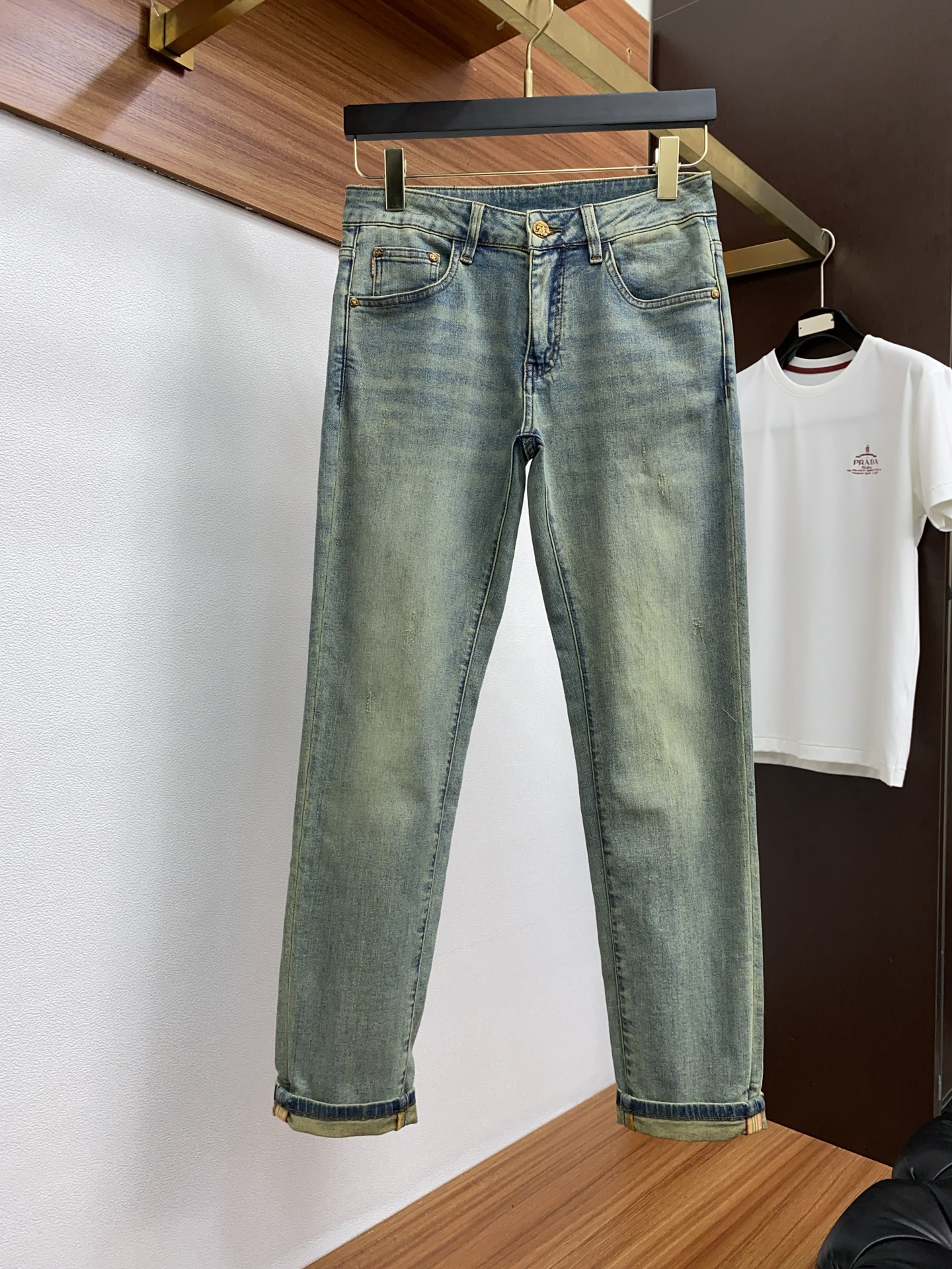  巴宝莉 2025SS早春 新品 原单男士水洗牛仔裤纯血统品 每季必出的类型，无需质疑的热卖王牌单品，符