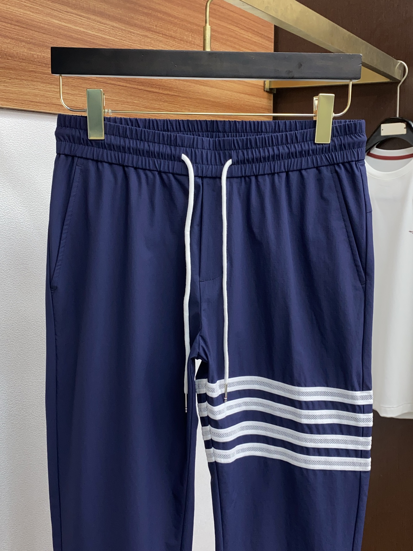 High-Quality Fashion Straight-Barrel Drags for Leisure Pants: Custom-Made Super-Stylish Tops - 图片 3