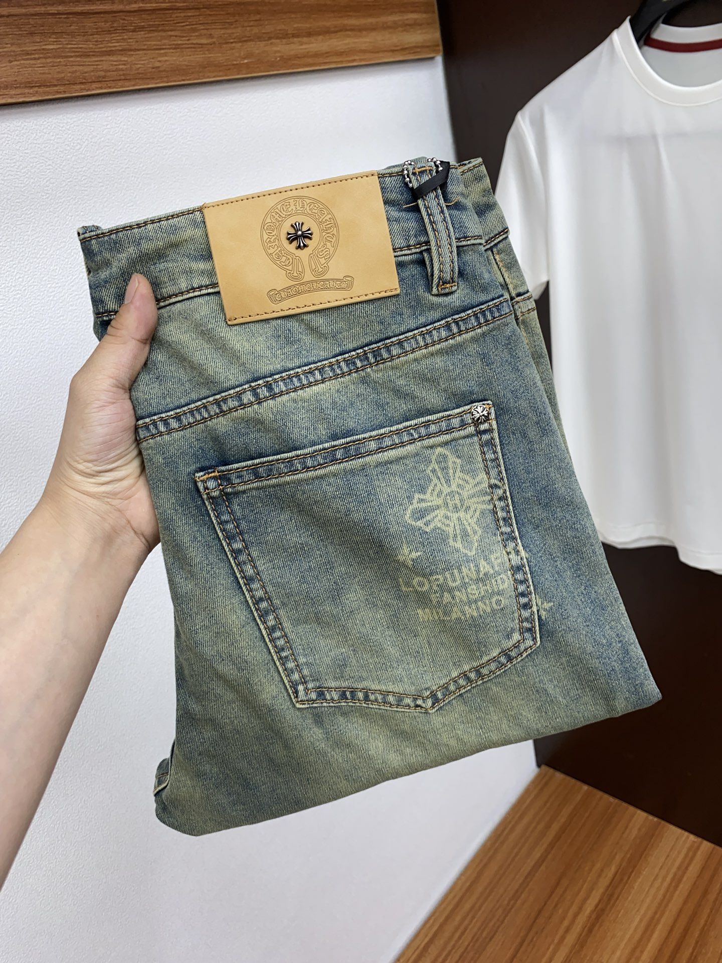 P650 Crocsin: 2025 SS New Man-Sap-in-the-Season Type with Unchallenged Sales - 图片 1