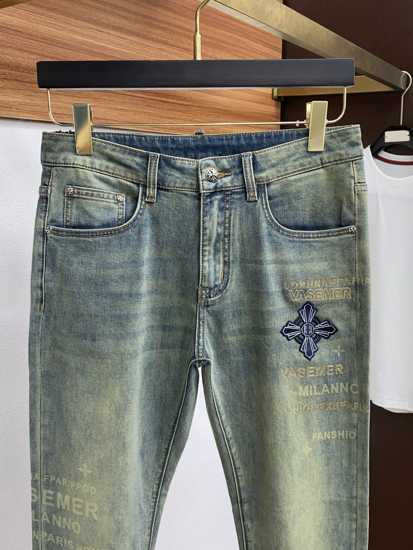 P650 Crocsin: 2025 SS New Man-Sap-in-the-Season Type with Unchallenged Sales - 图片 3