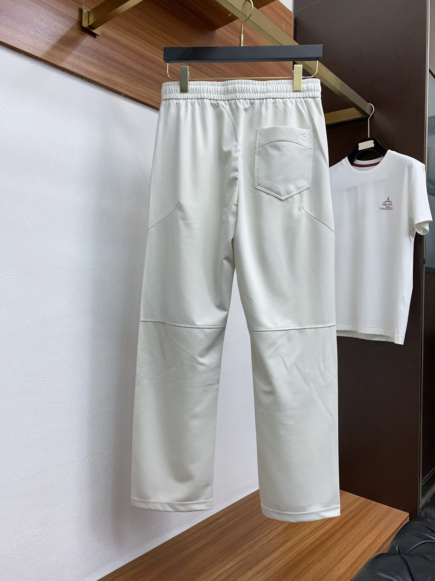“High-Quality Fashion Rants: P686 Y-3 Advanced Orders for Super-Stylish Tops” - 图片 8