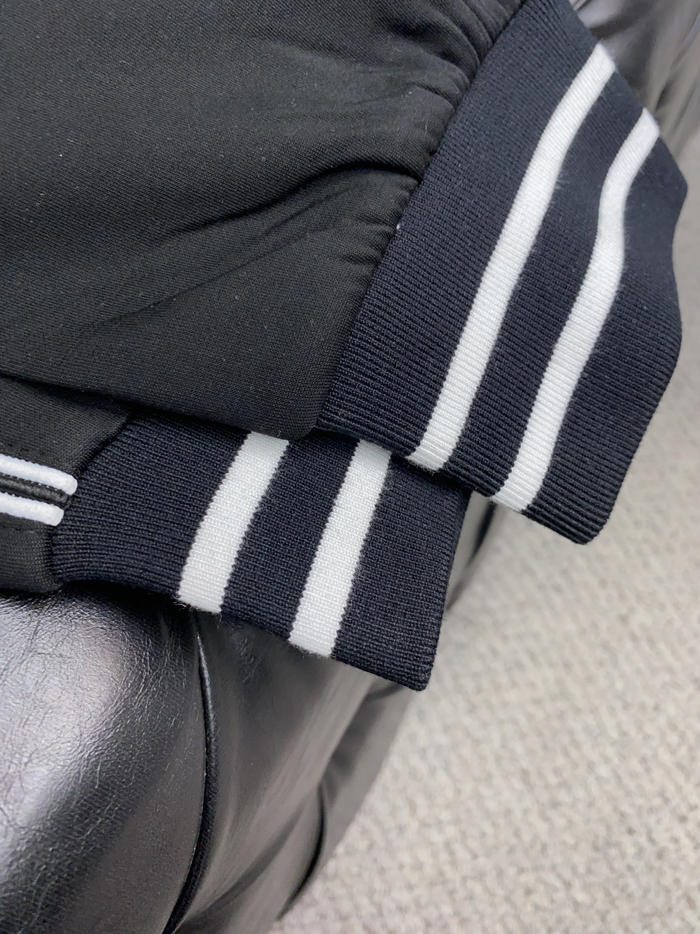 “New High-Quality Fashion Leisure Pants and Custom Cabinets with Latest Hardware” - 图片 7