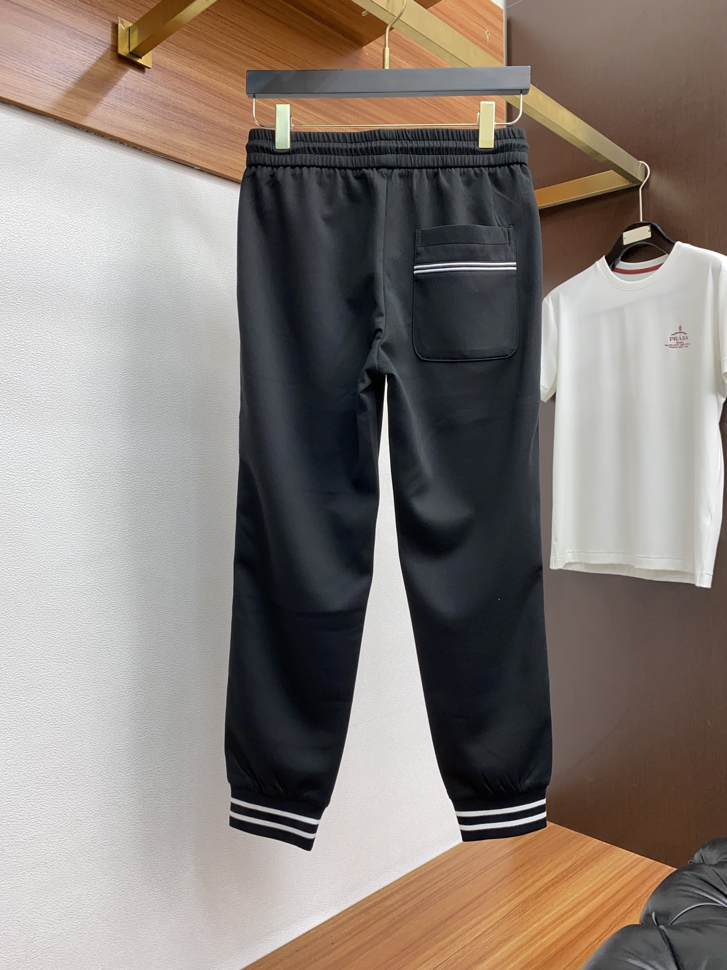 “New High-Quality Fashion Leisure Pants and Custom Cabinets with Latest Hardware” - 图片 8