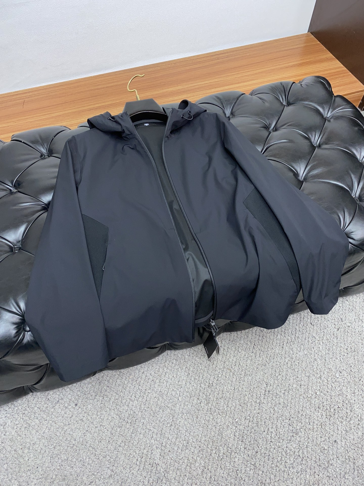 2025 Men’s Hooded Jackets: Italian Style and Outdoor Functionality Integrated Perfectly. - 图片 6
