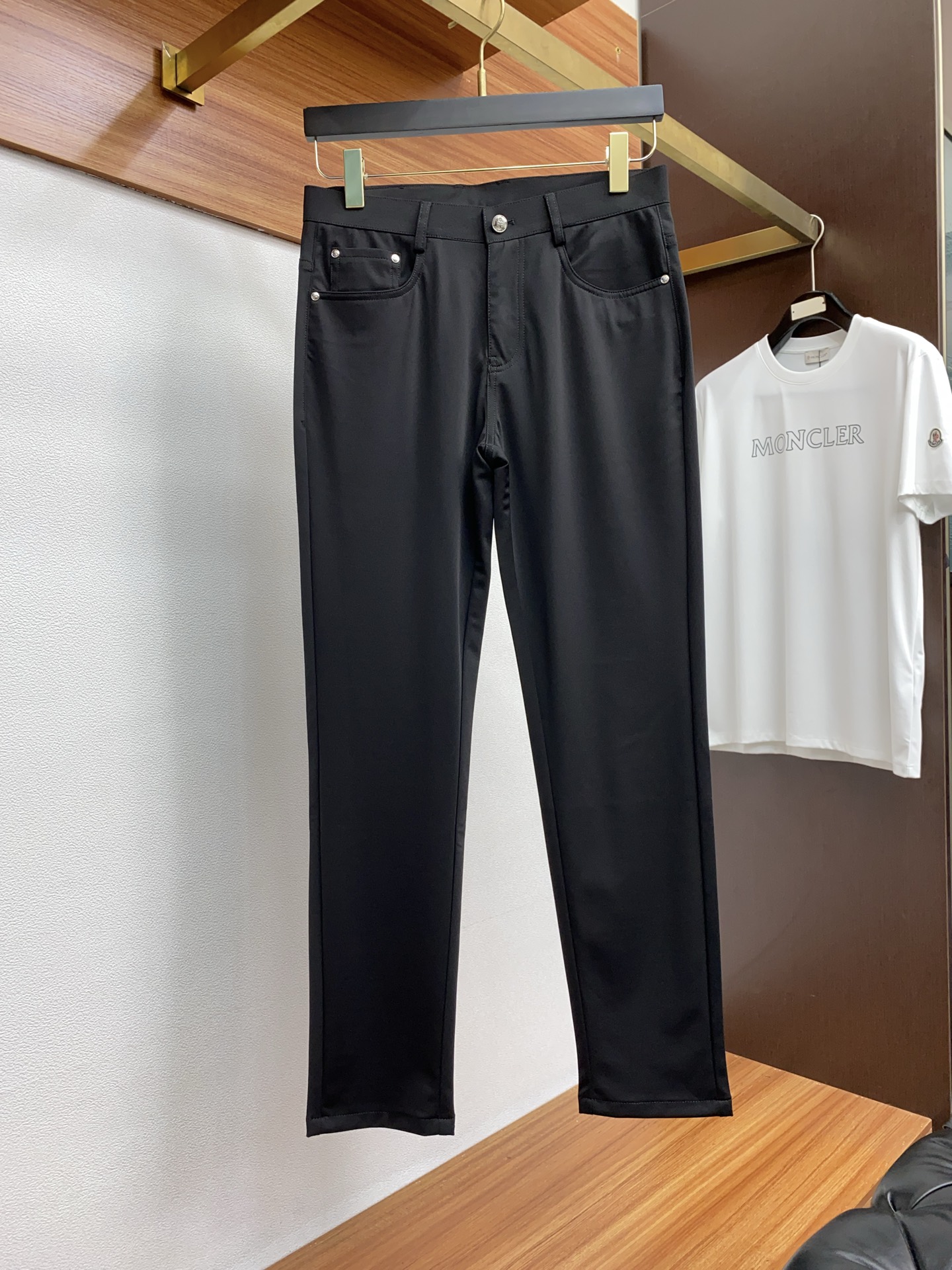 Top-Tide Fashioners: New Five-Pack of Urban Leisure Jeans for Spring/Summer - 图片 2