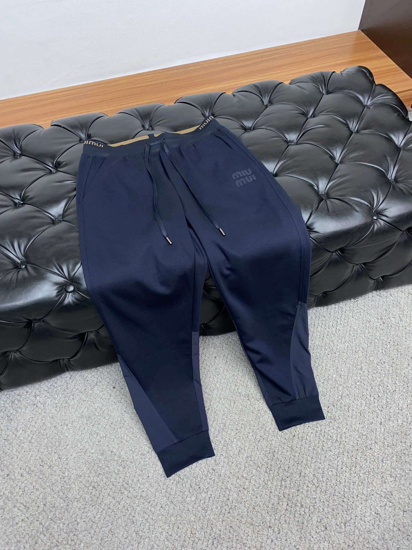 2025 New High-End Leisure Pants with Custom Fabric: Soft, Fashionable, Business & Leisure Style - 图片 6