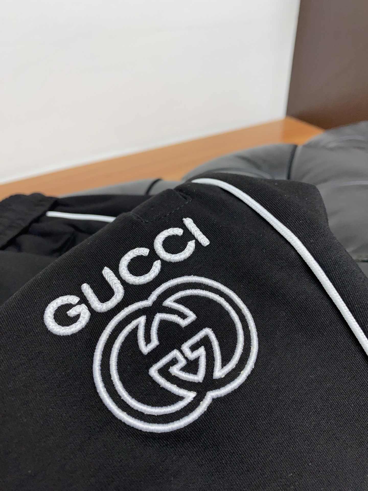 Gucci Women's Black Straight-Leg Lounge Pants with Logo Drawstring 5 i1740975272024 2913 0 5