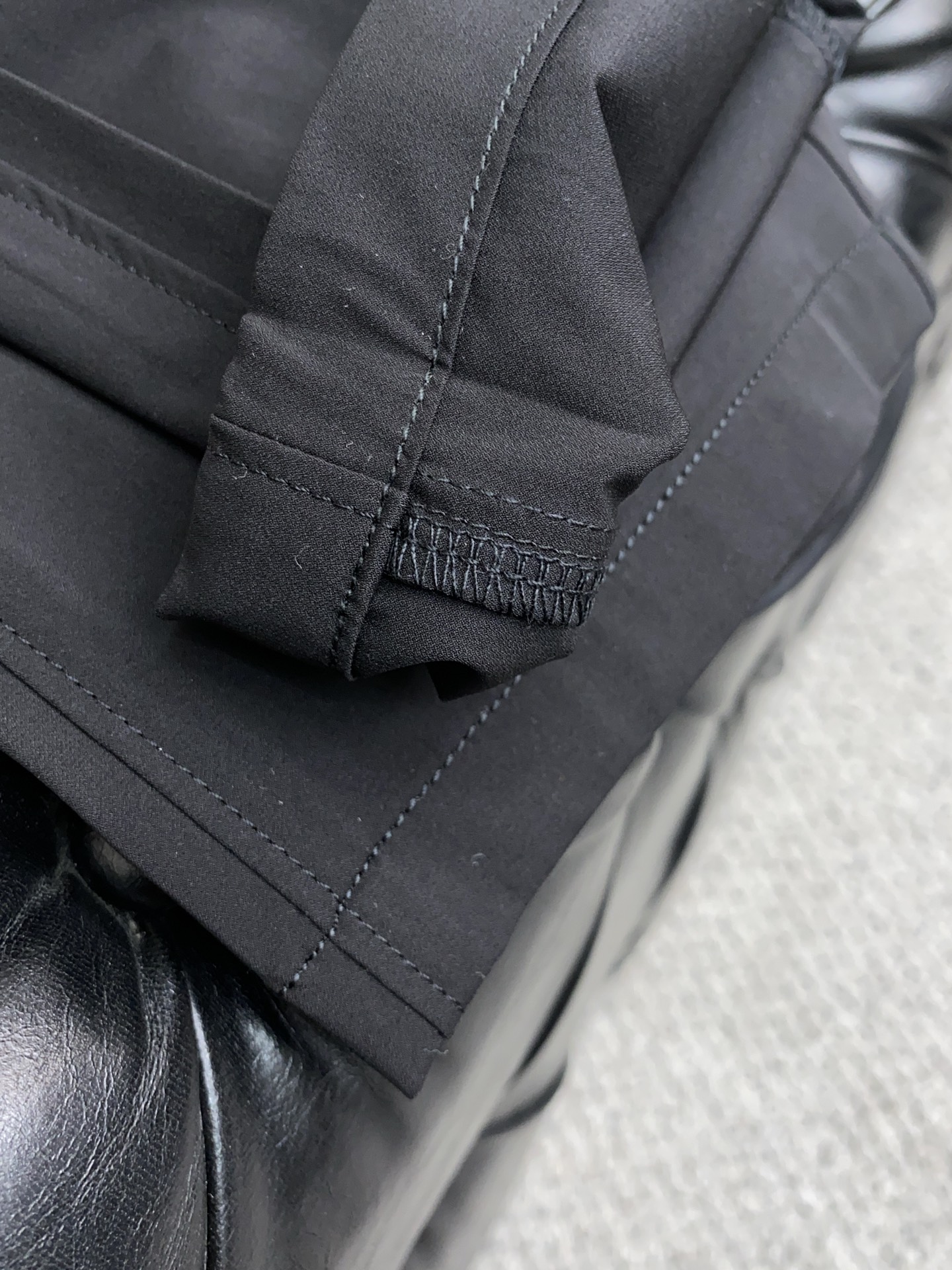 Prada Spring/Summer 25 Recreational Panty: Urban Winds, High-End Fashion, Top Ingredients. - 图片 7