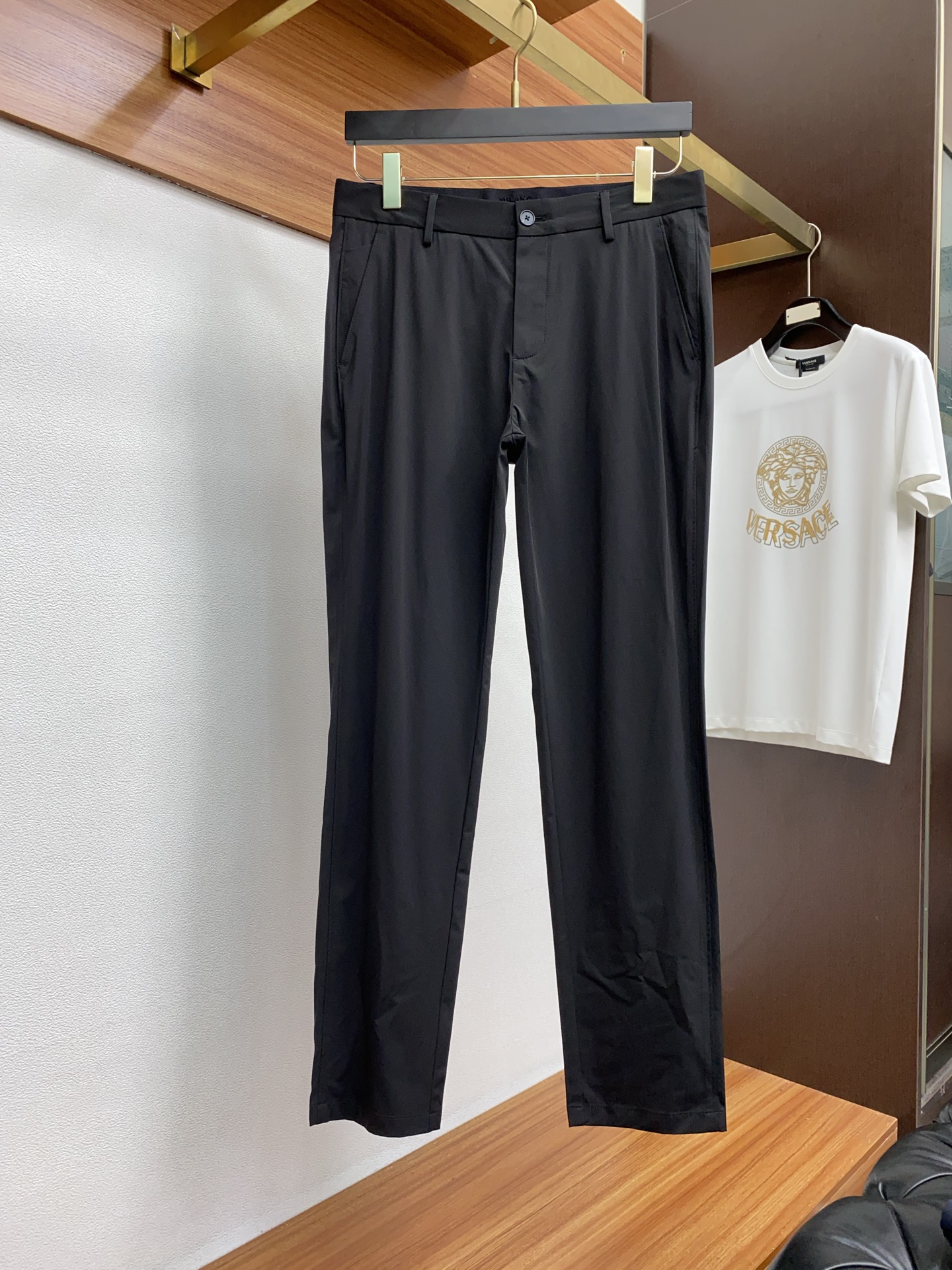 Prada Spring/Summer 25 Recreational Panty: Urban Winds, High-End Fashion, Top Ingredients. - 图片 2