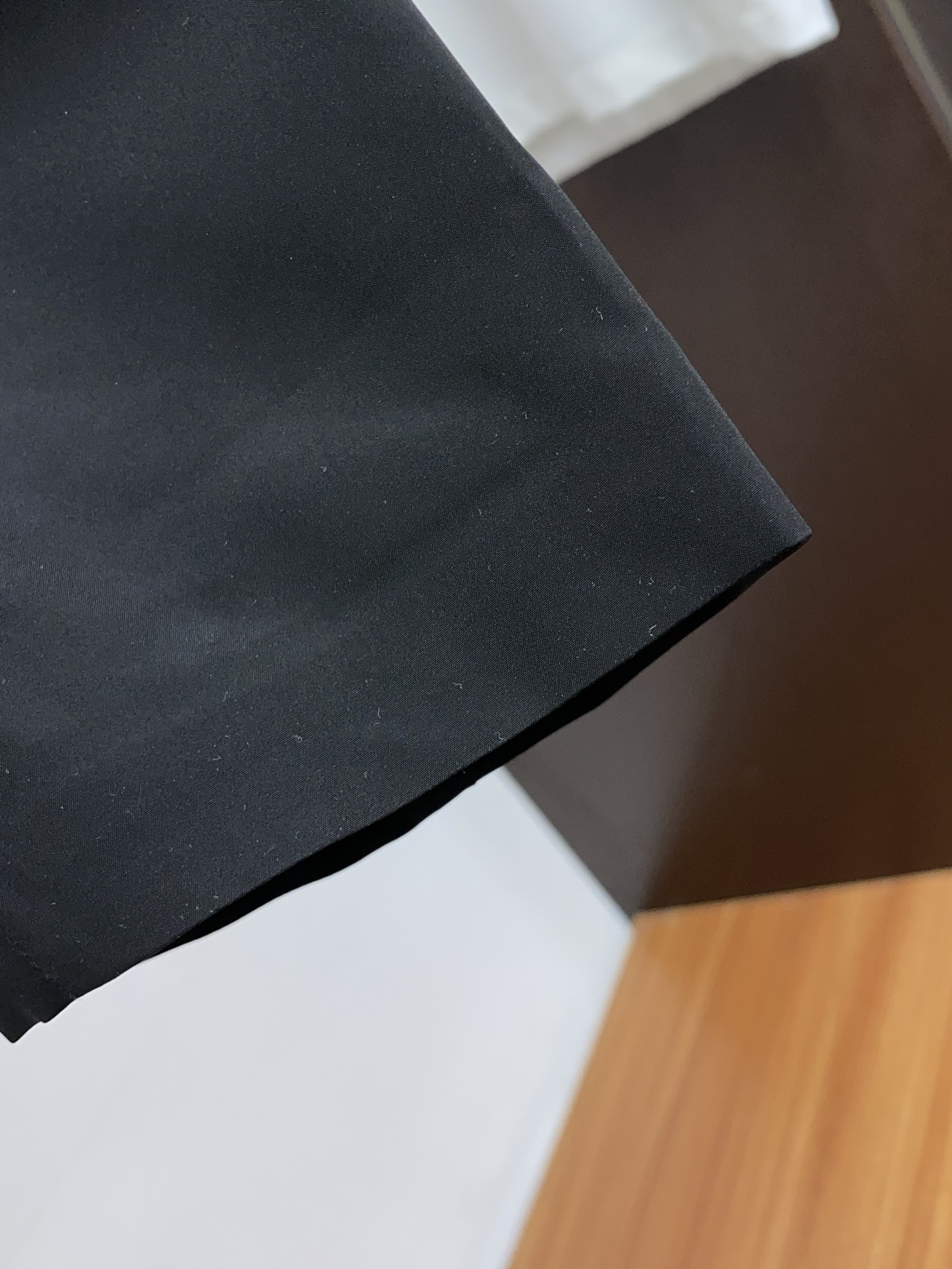 “ARCTERYX Spring 2025 Collection: Fashionable Hats, Coats, and Monuments with Original Soft-Shell Fabrics” - 图片 4