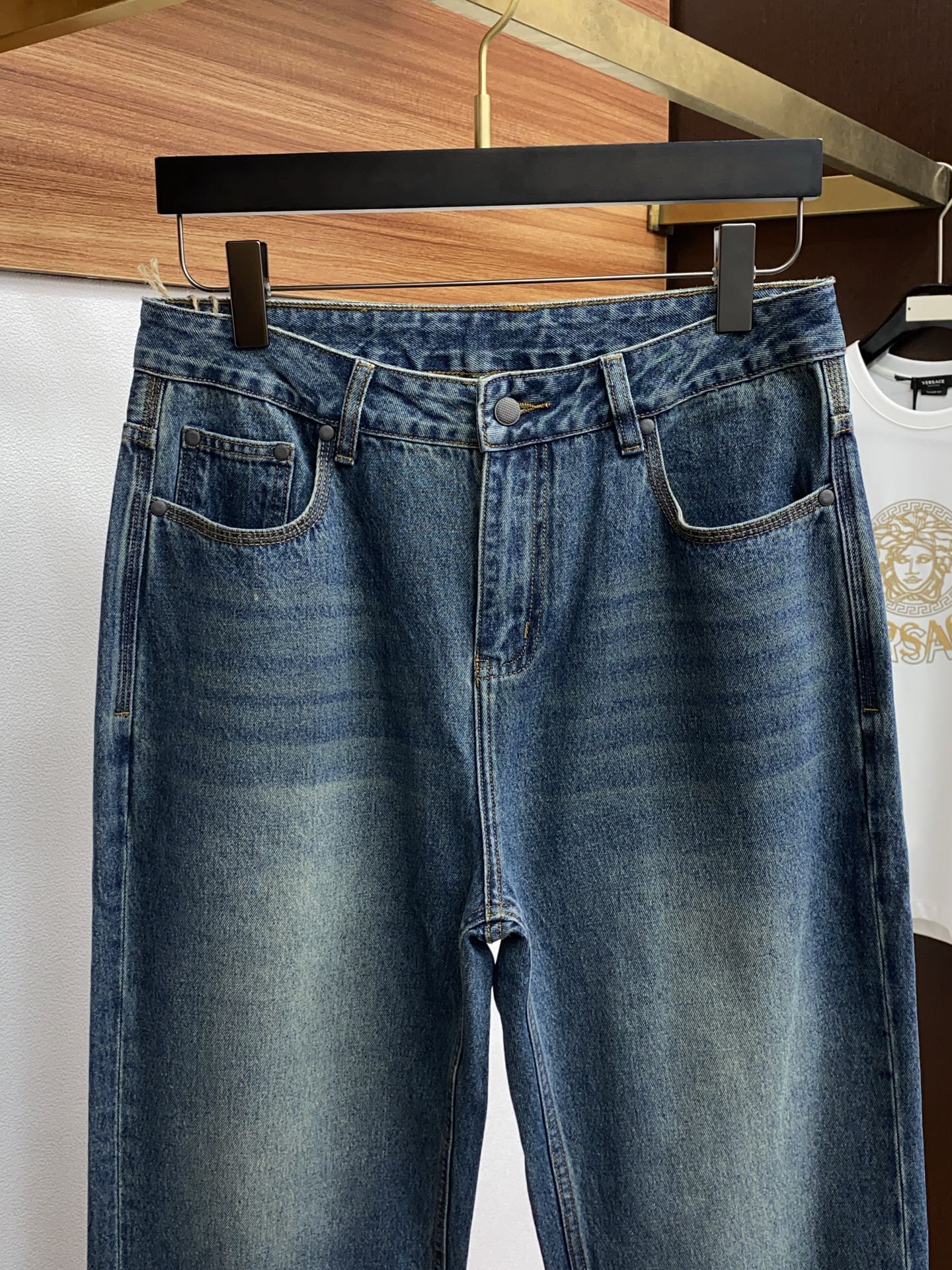 High-Quality Men’s Jeans Factory: Unique Designs, Durable Materials, Superior Craftsmanship. - 图片 3