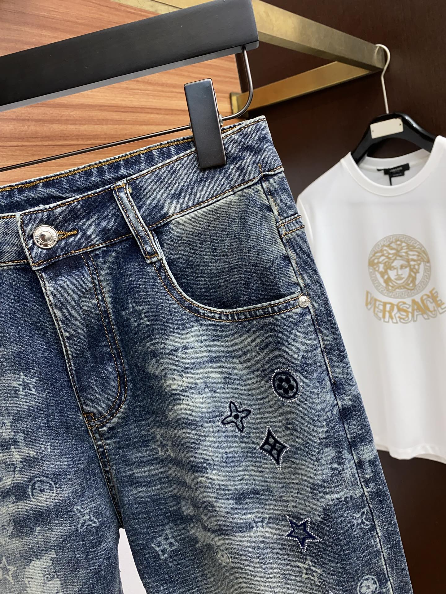 Louis Vuitton 2025SS Man-Washed Jeans: Pure Blood Denim, Gbox 7000+ - 图片 3