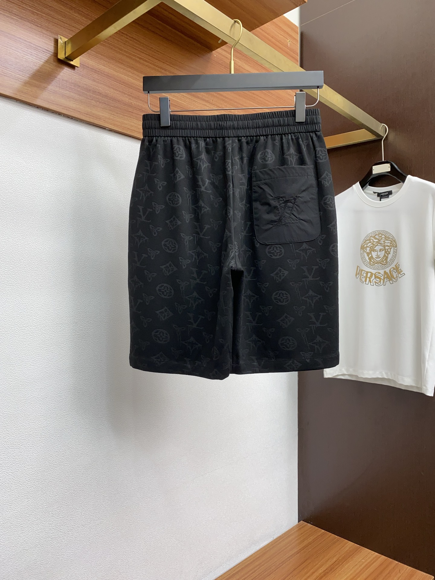 Louis Vuitton Spring 2025 Summer New Edition Leisure Shorts: Custom-Ordered Comfort and Style - 图片 8