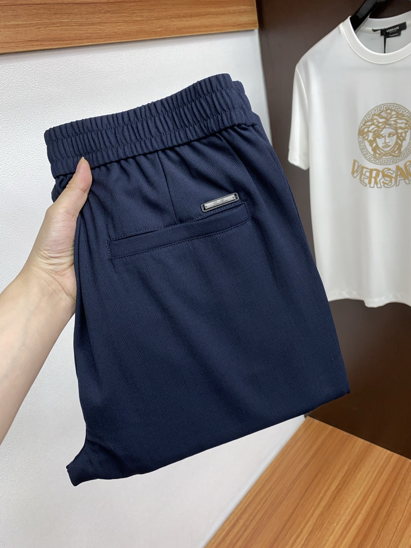 NO:448461,New in summer, high-order light luxury casual, cool cotton and linen fabric, non-scalding and anti-wrinkle # Navy Blue Size: -,,alexander wang19860909夏季上新 高订轻奢休闲 冰凉感棉麻面料 免烫抗皱 # 藏青 码数: -,,alexander wang,Men's clothing