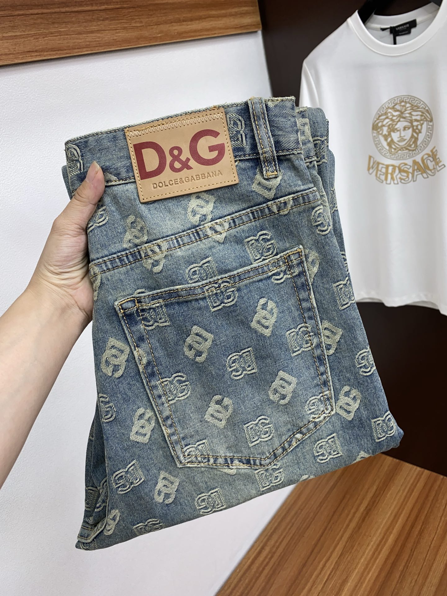  DG 25男士牛仔裤原厂原布原洗水！进口原版水洗弹力面料，复杂的手工艺叠加，任何一个洗水环节多停留几秒
