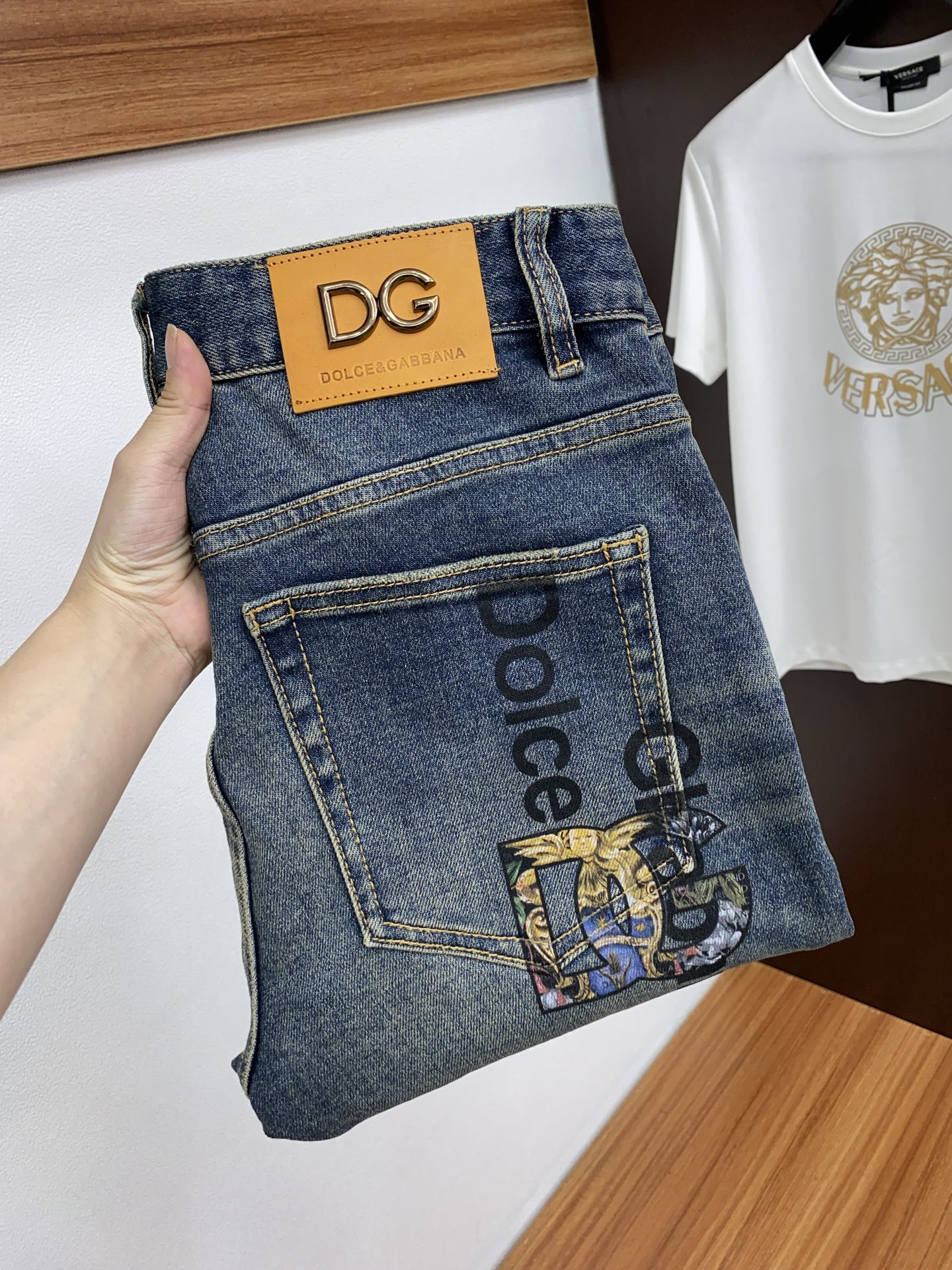  DG 25男士牛仔裤原厂原布原洗水！进口原版水洗弹力面料，复杂的手工艺叠加，任何一个洗水环节多停留几秒