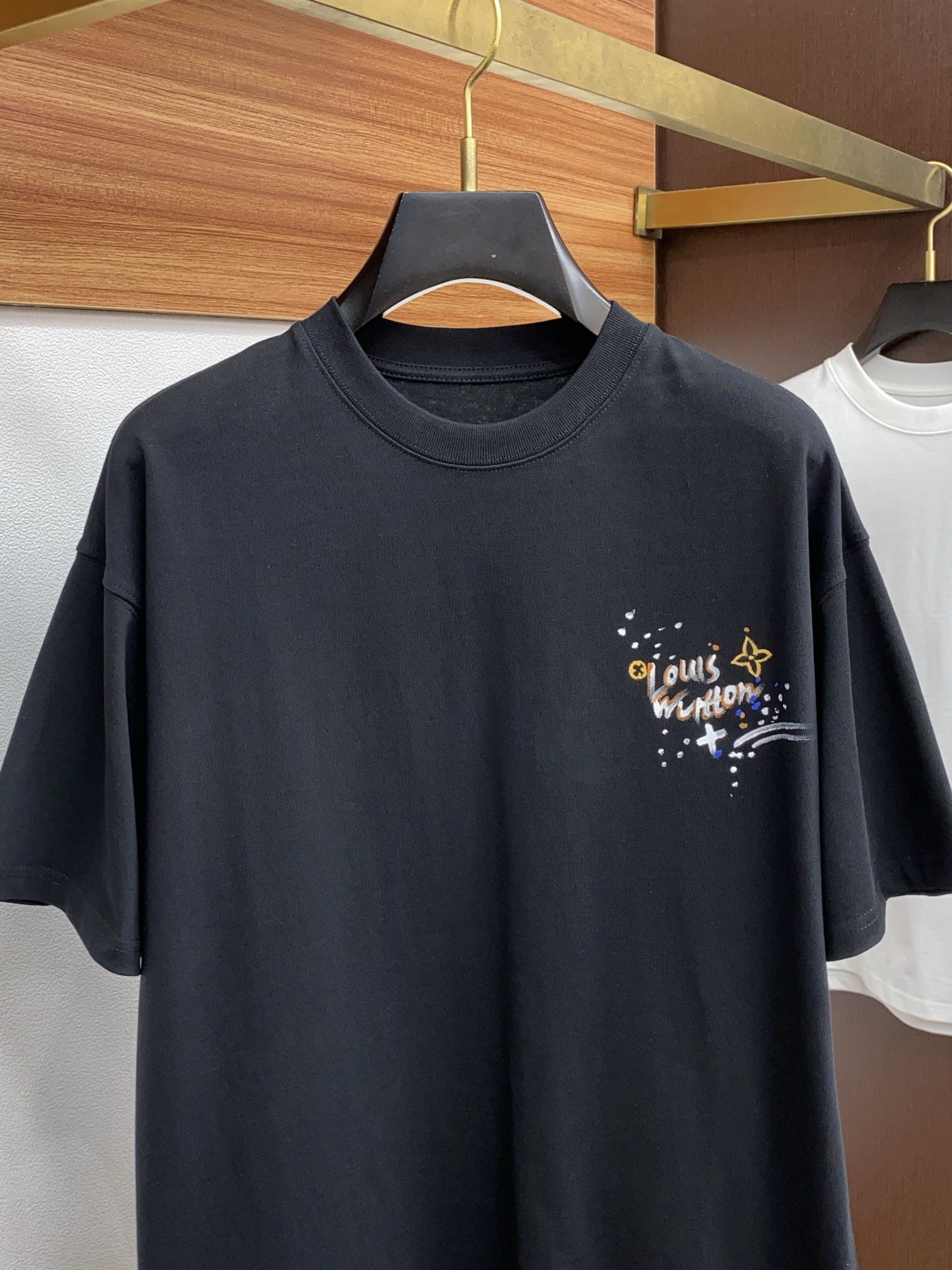  巴黎世家 xs-L 阔版 2025春夏AW新品，时尚休闲圆领短袖T恤，专柜同步有售，原单狠货，进口原版