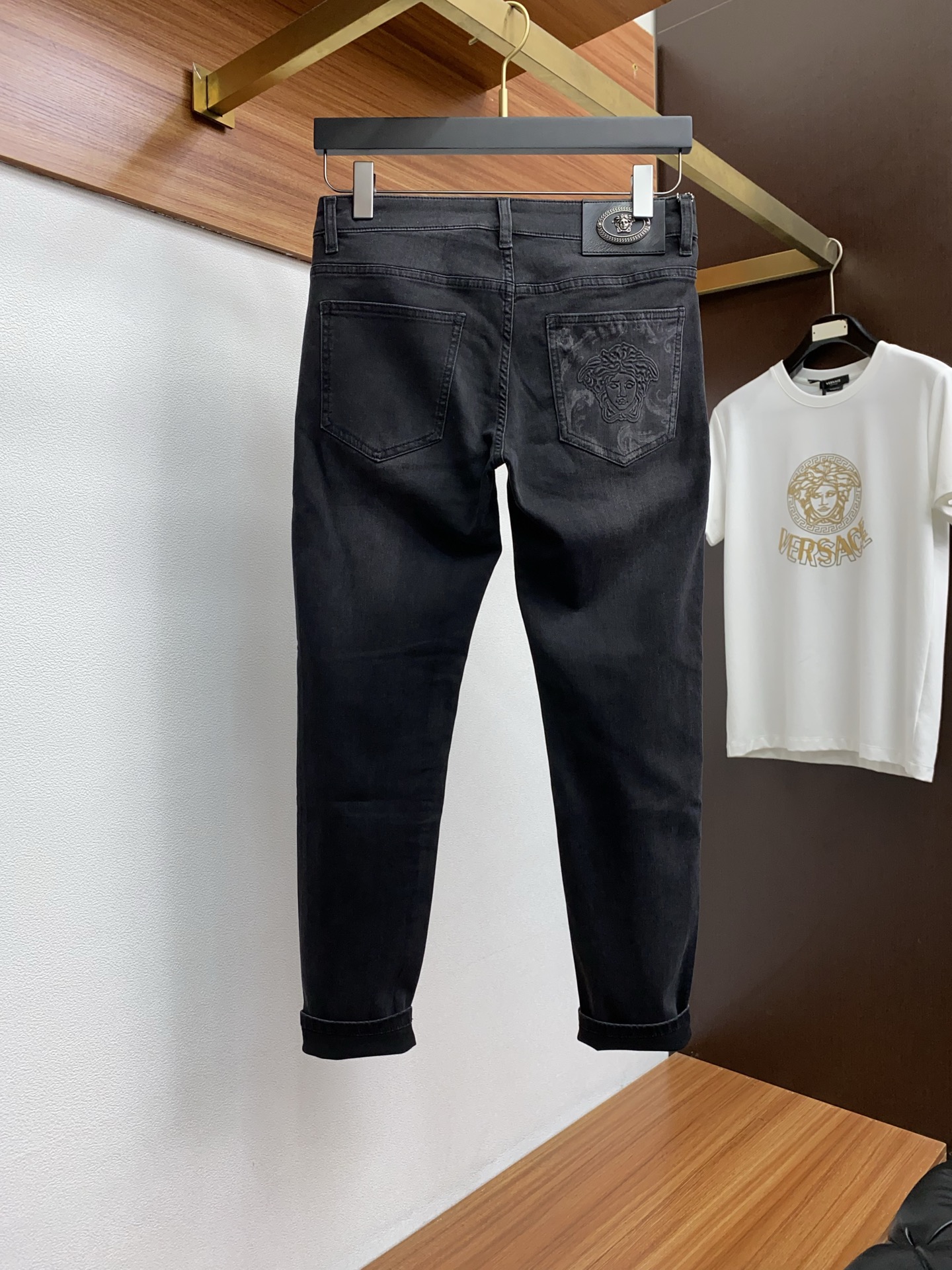  范思哲 2025SS早春 新品 原单男士水洗牛仔裤纯血统 每季必出的类型，无需质疑的热卖王牌单品，符合