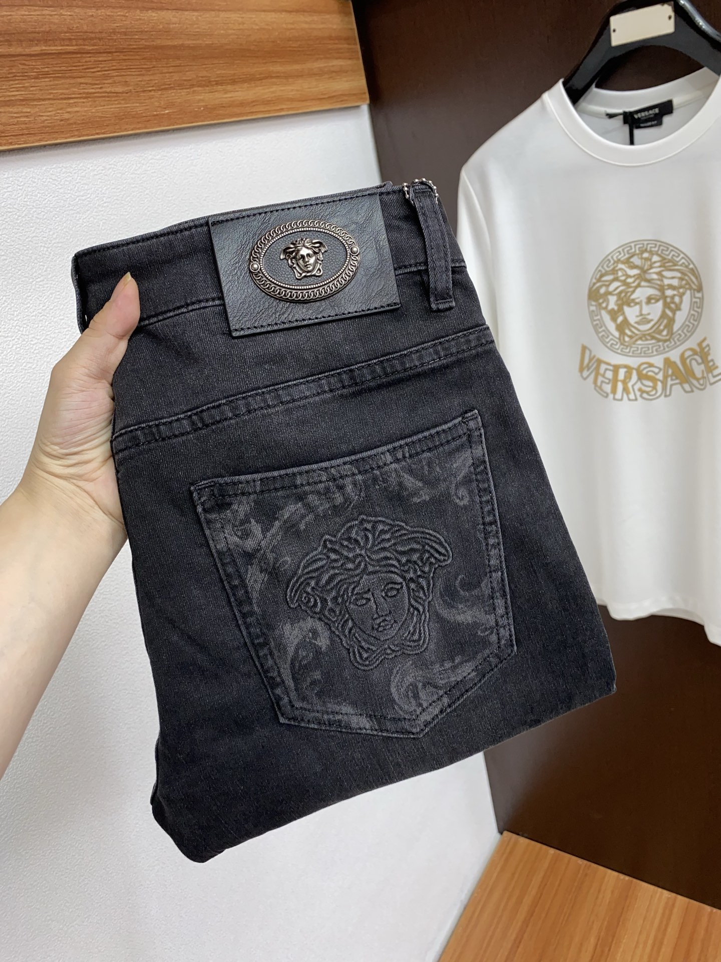  范思哲 2025SS早春 新品 原单男士水洗牛仔裤纯血统 每季必出的类型，无需质疑的热卖王牌单品，符合